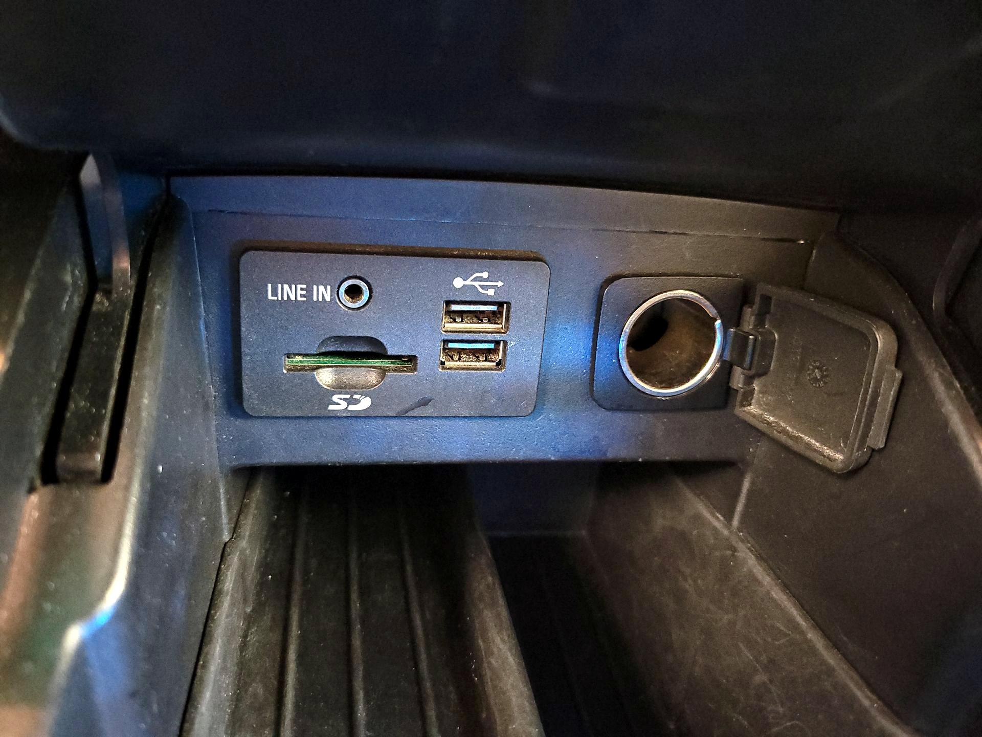 Thumbnail: 2014 Ford Explorer - 18