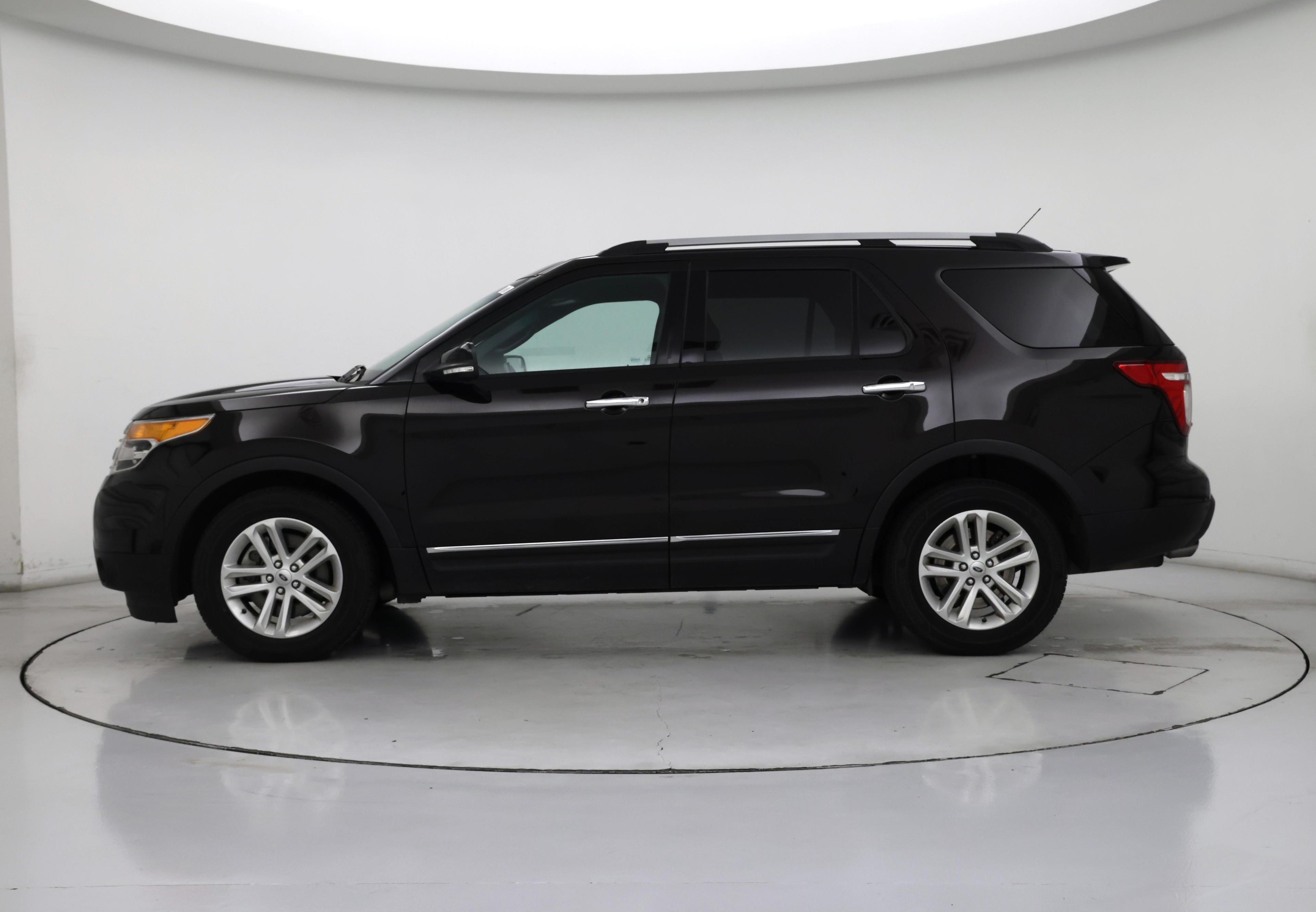 Thumbnail: 2014 Ford Explorer - 3