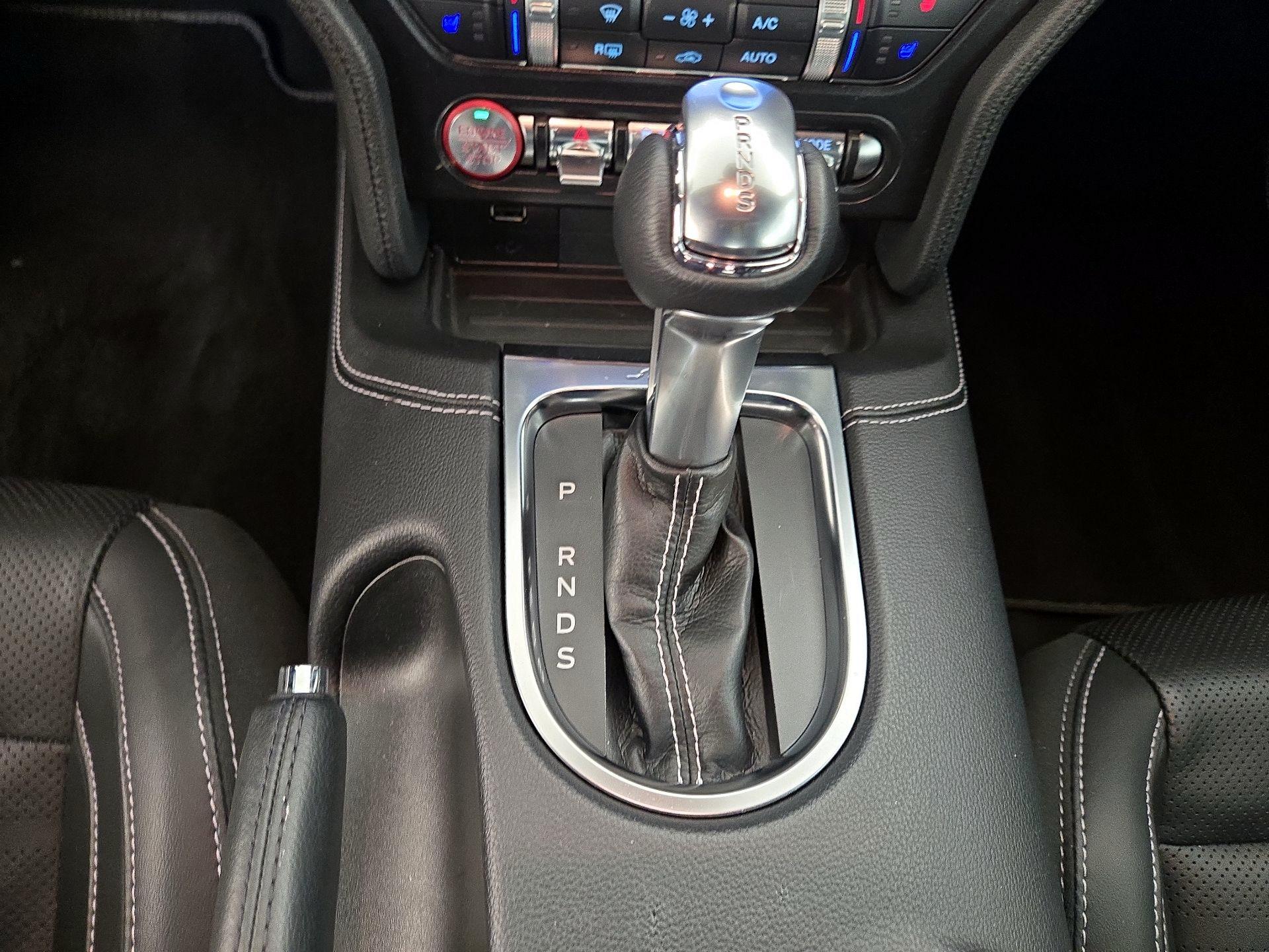 Thumbnail: 2022 Ford Mustang - 18