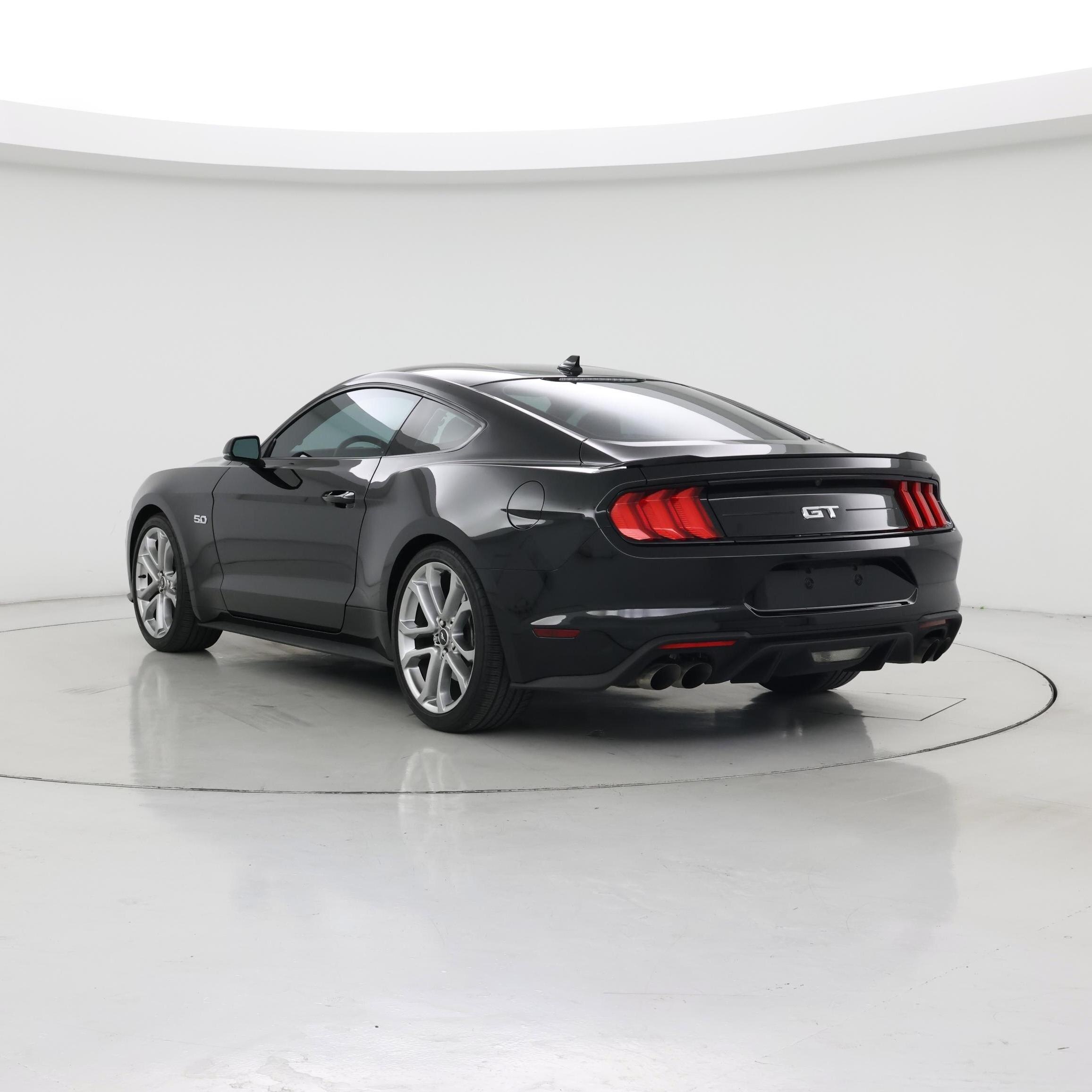 Thumbnail: 2022 Ford Mustang - 2