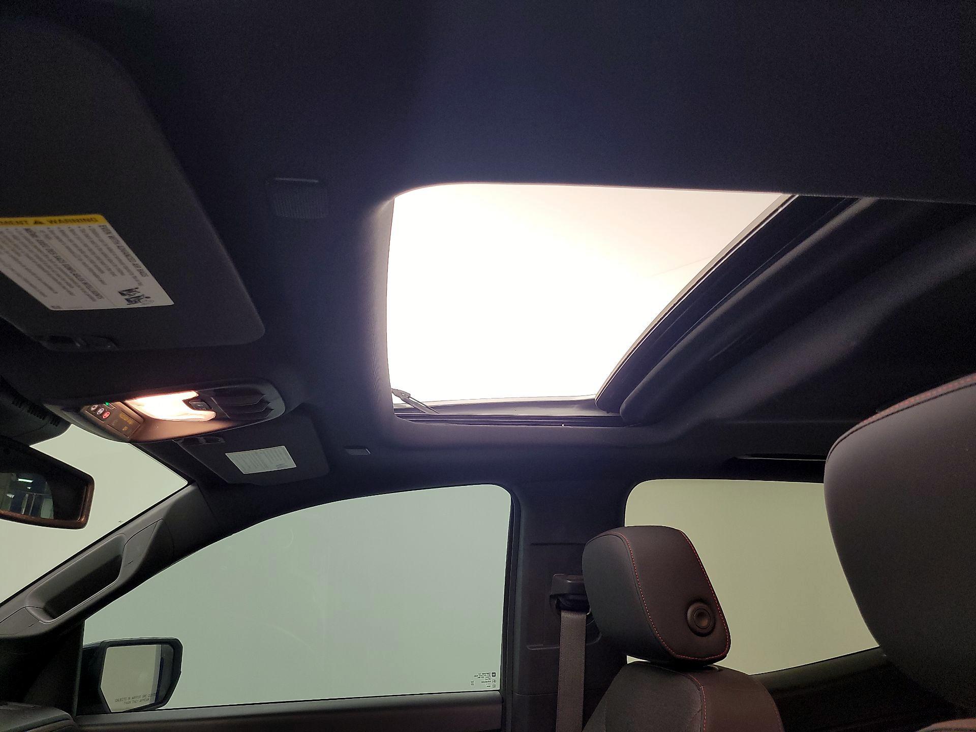 Thumbnail: 2024 Chevrolet Colorado - 20