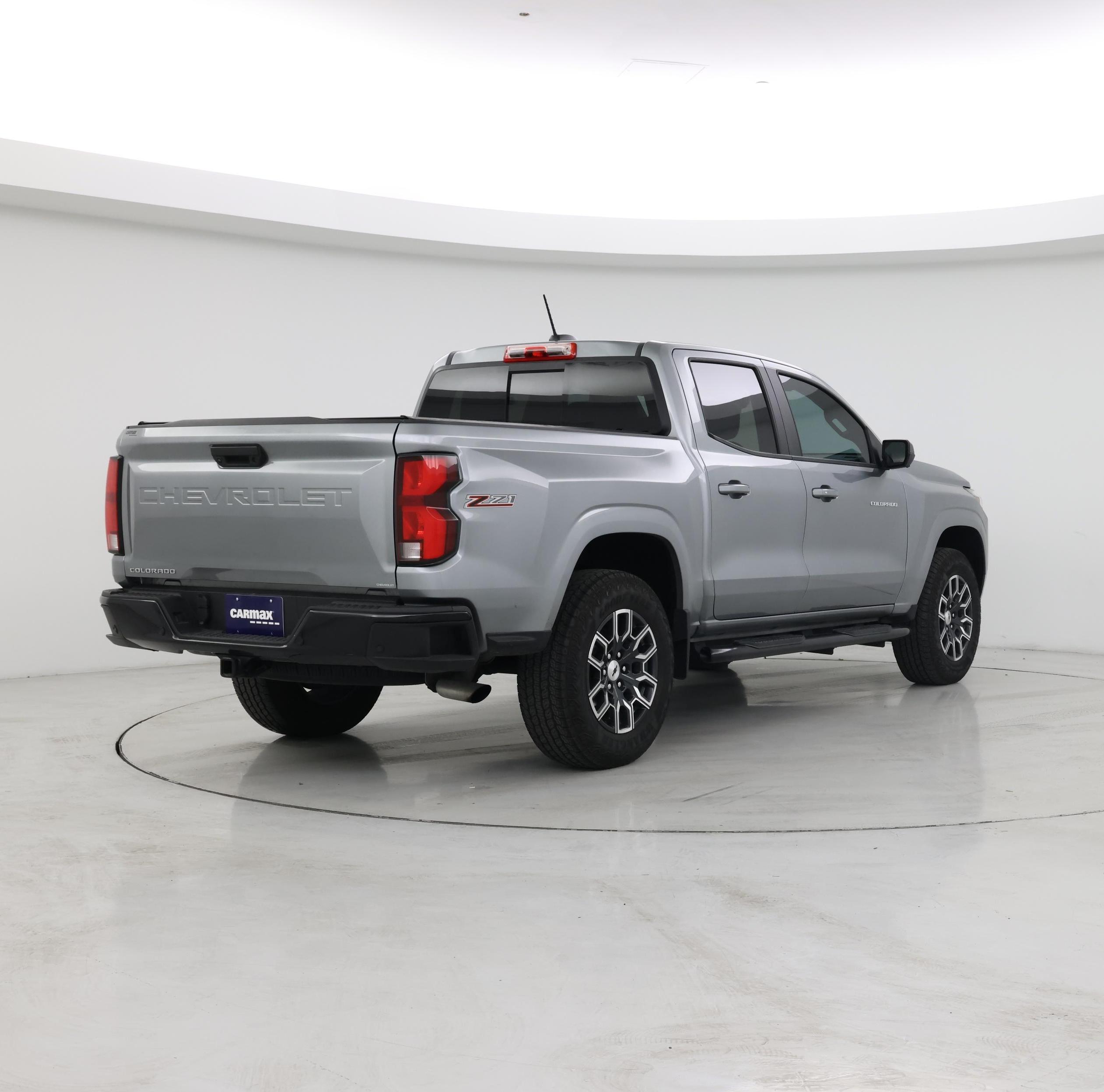 Thumbnail: 2024 Chevrolet Colorado - 8