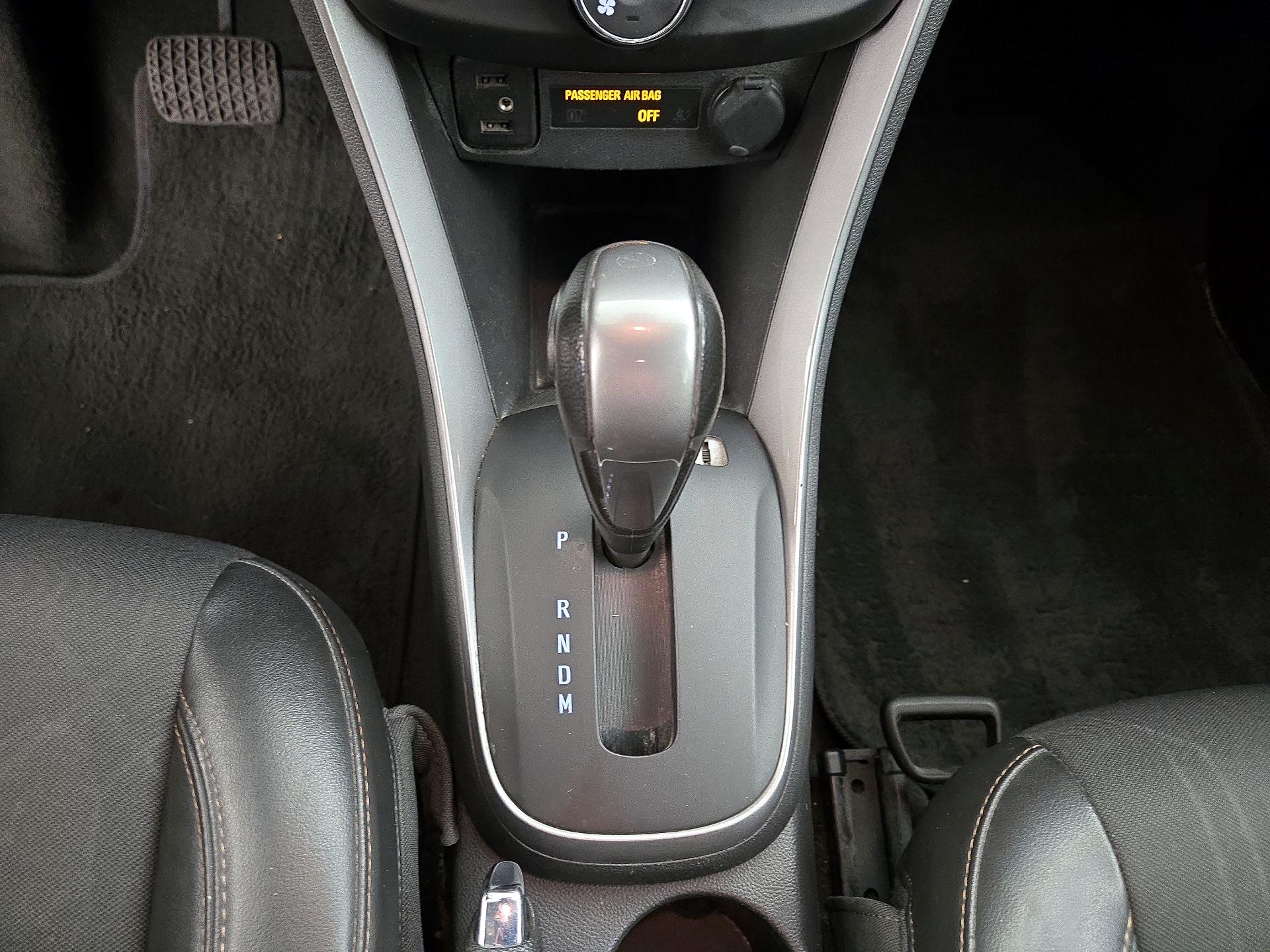 Thumbnail: 2021 Chevrolet Trax - 17