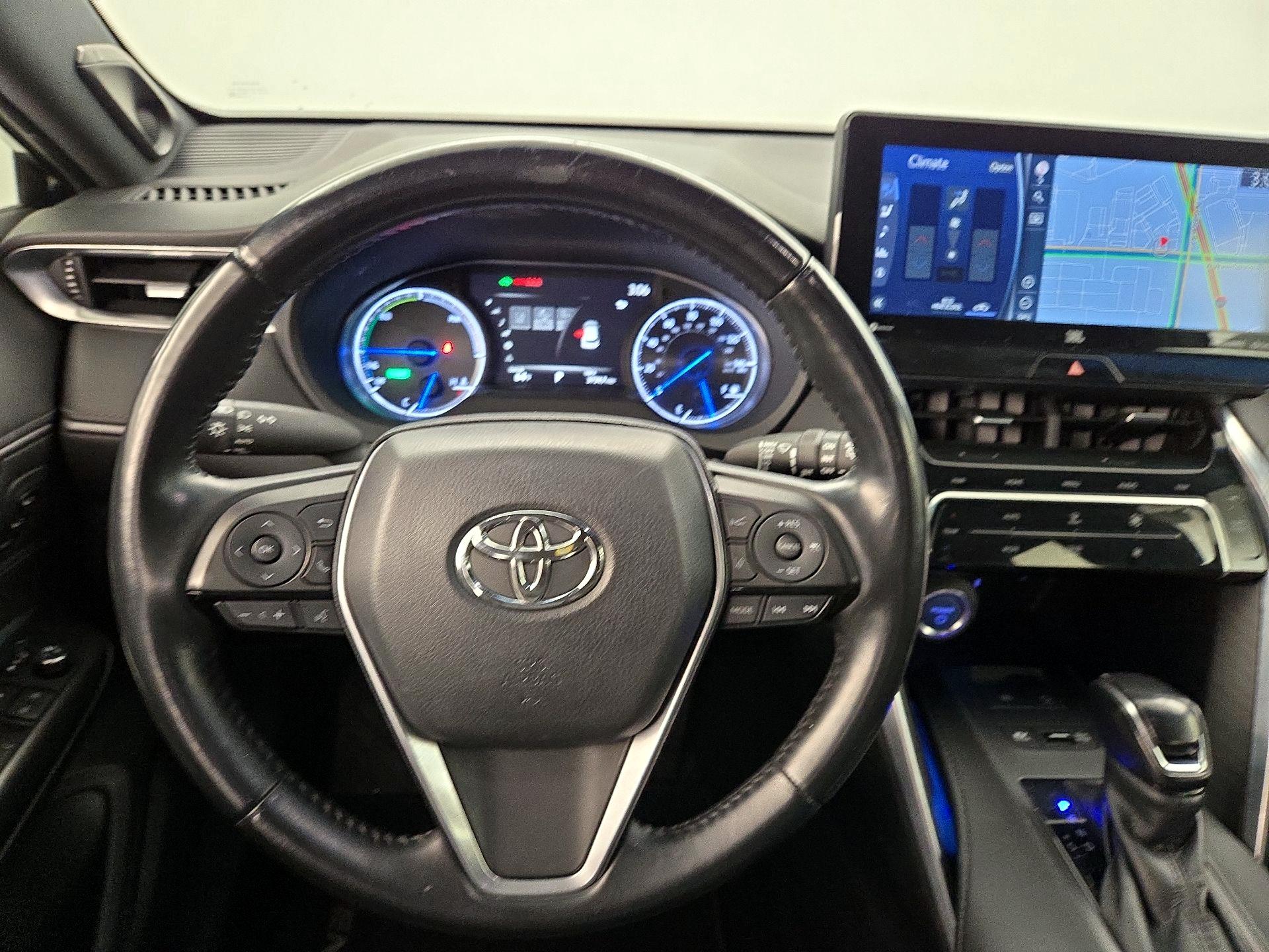 Thumbnail: 2021 Toyota Venza - 10