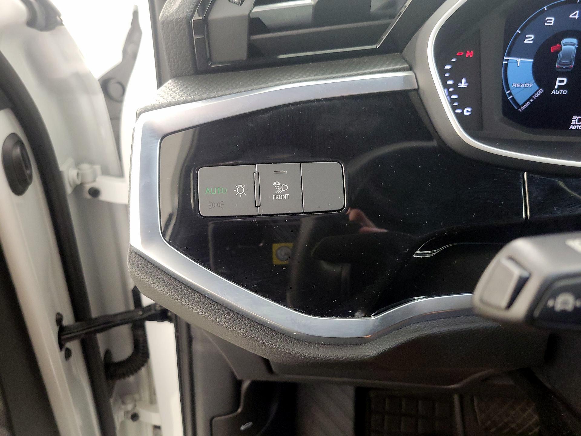 Thumbnail: 2022 Audi Q3 - 13