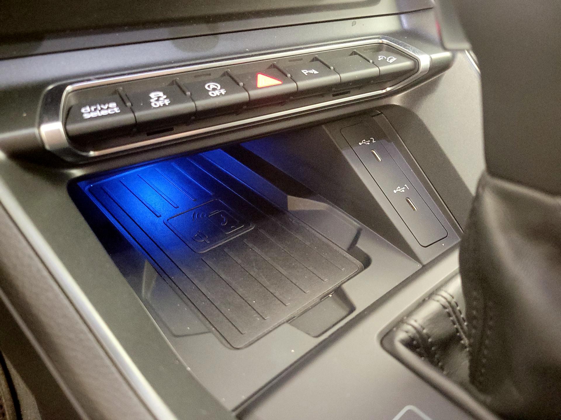 Thumbnail: 2022 Audi Q3 - 18