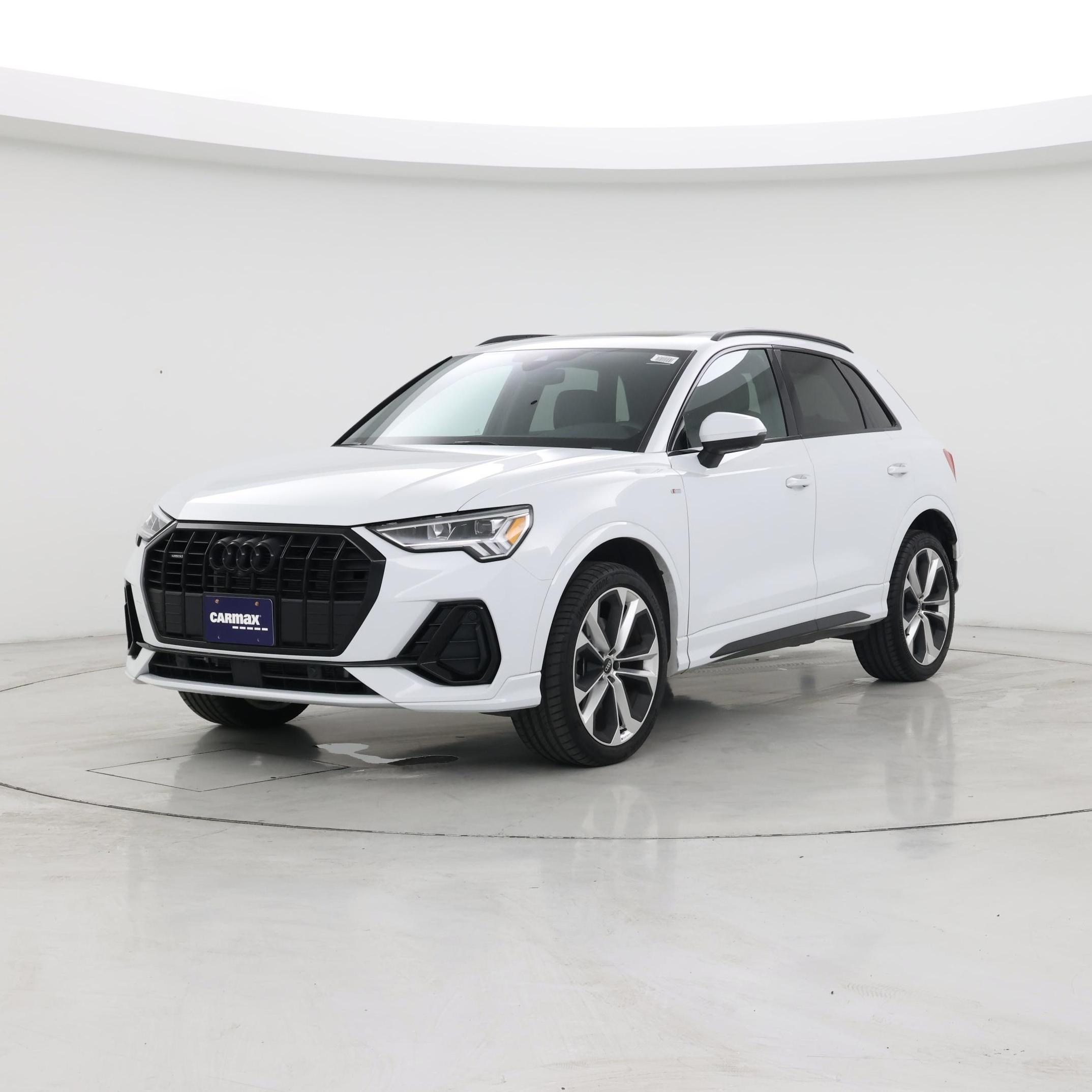 Thumbnail: 2022 Audi Q3 - 4