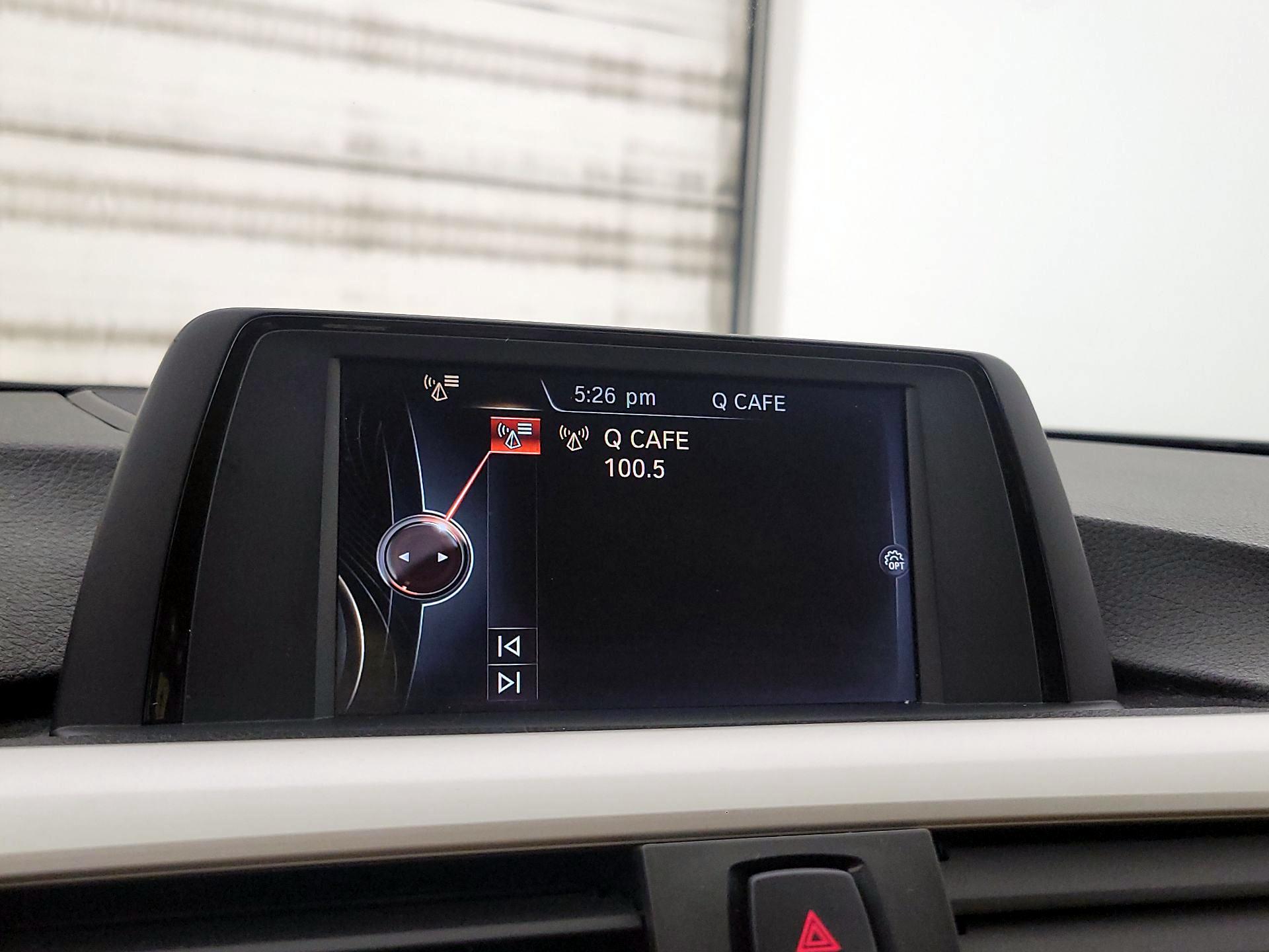 Thumbnail: 2015 BMW 3 Series - 14