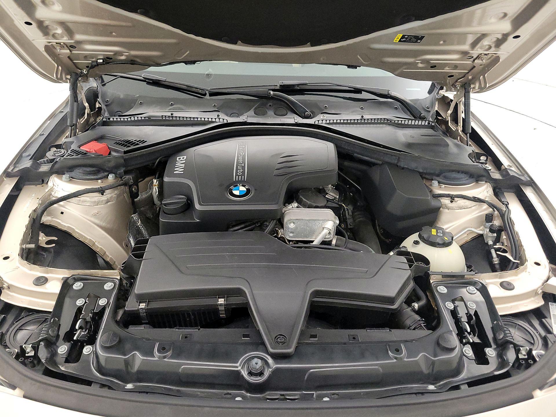 Thumbnail: 2015 BMW 3 Series - 20