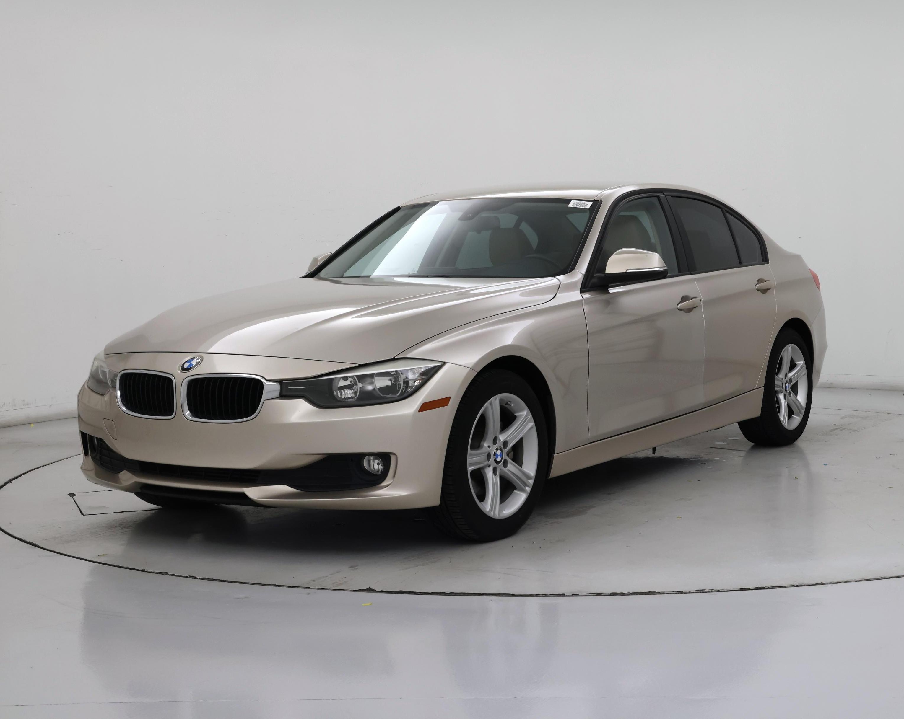 Thumbnail: 2015 BMW 3 Series - 4