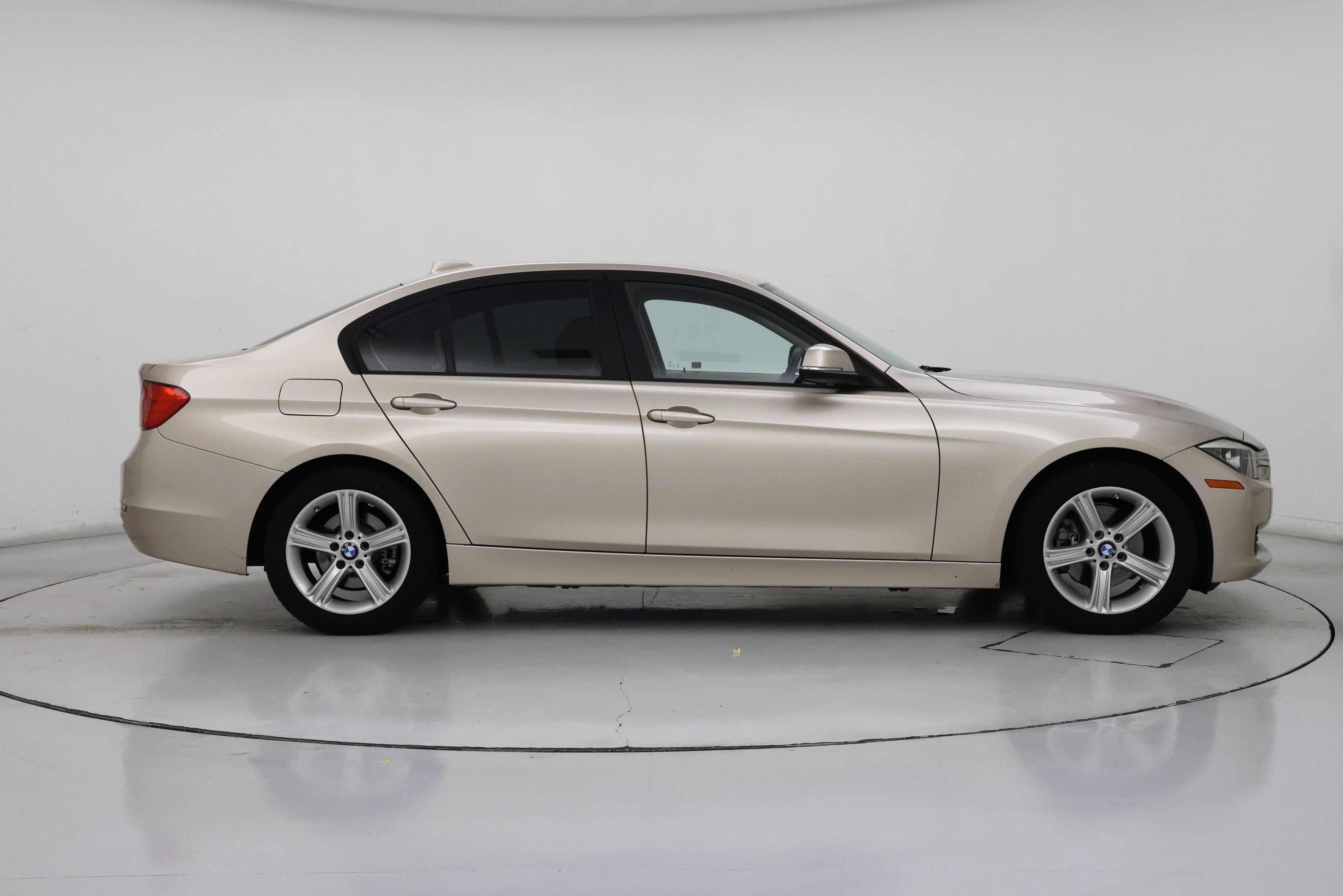 Thumbnail: 2015 BMW 3 Series - 7