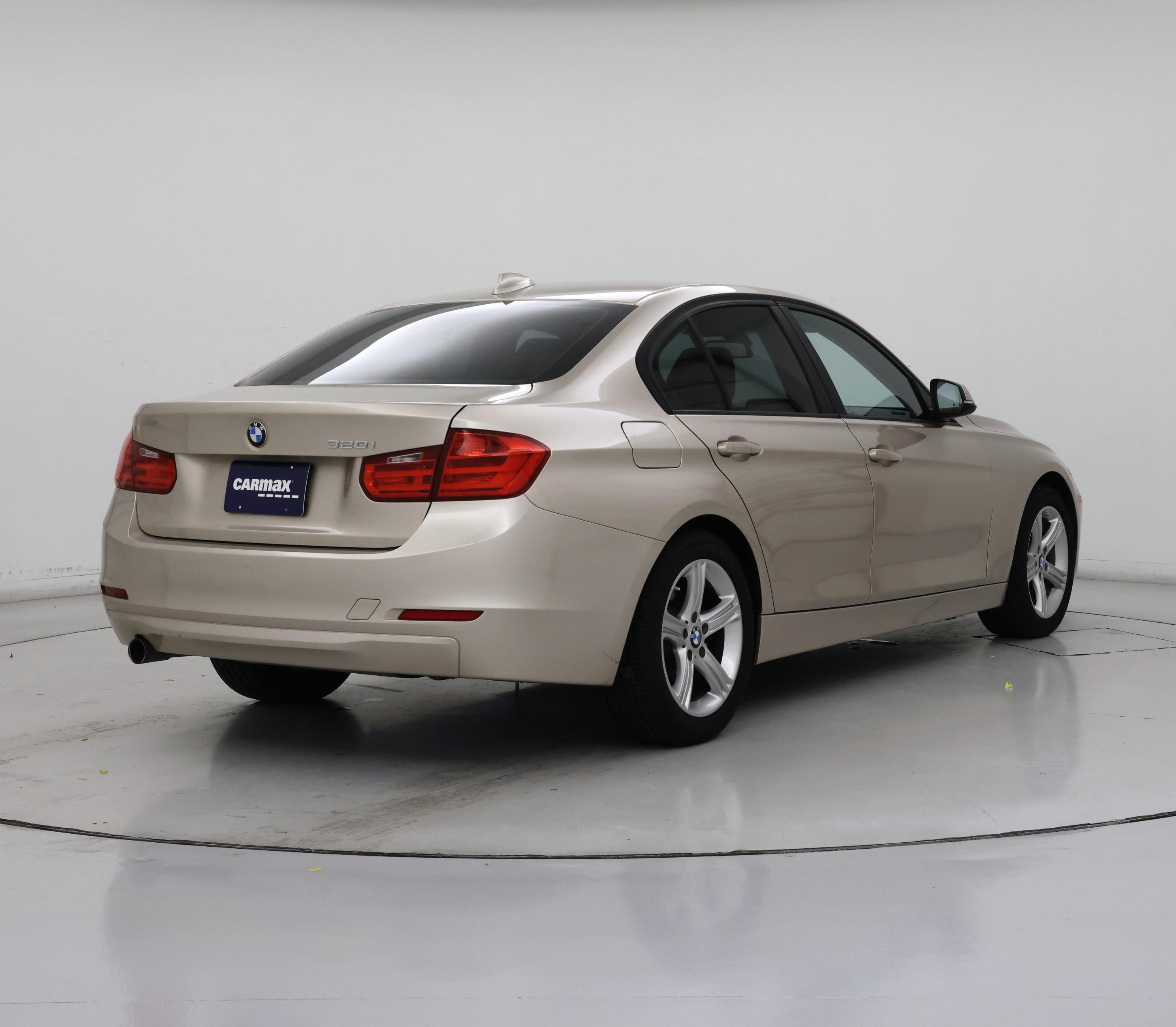 Thumbnail: 2015 BMW 3 Series - 8