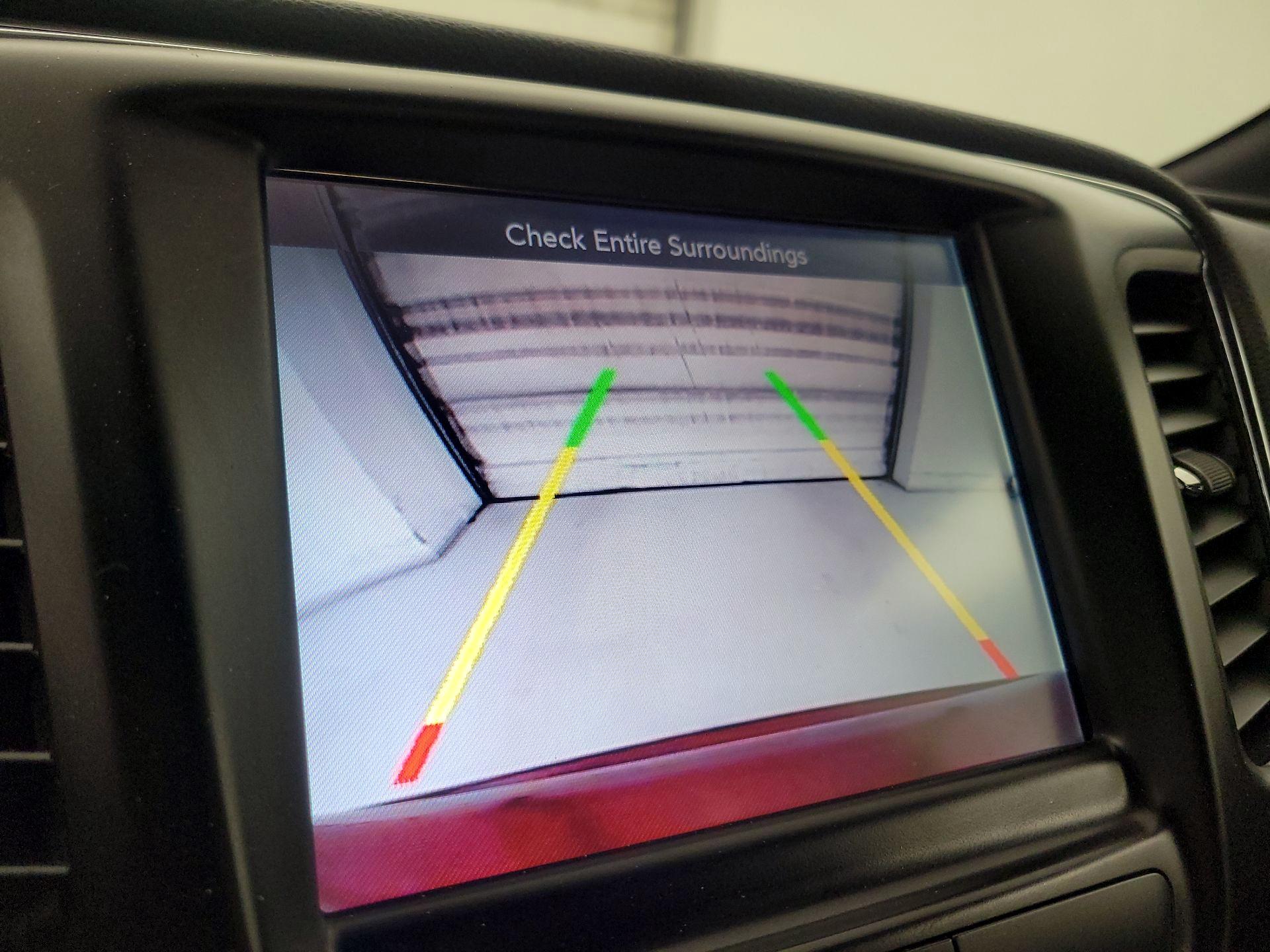 Thumbnail: 2016 Chrysler 200 - 15