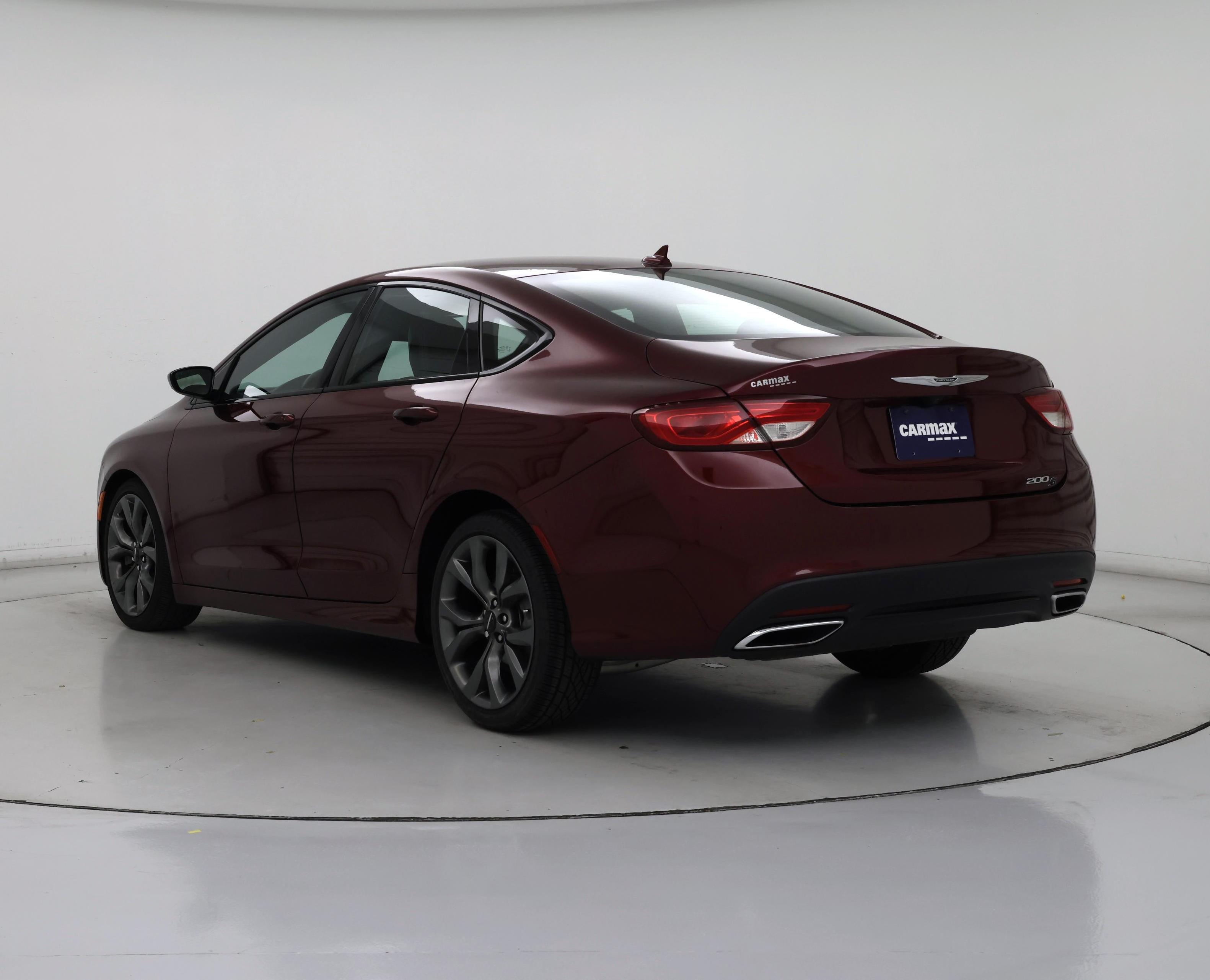Thumbnail: 2016 Chrysler 200 - 2