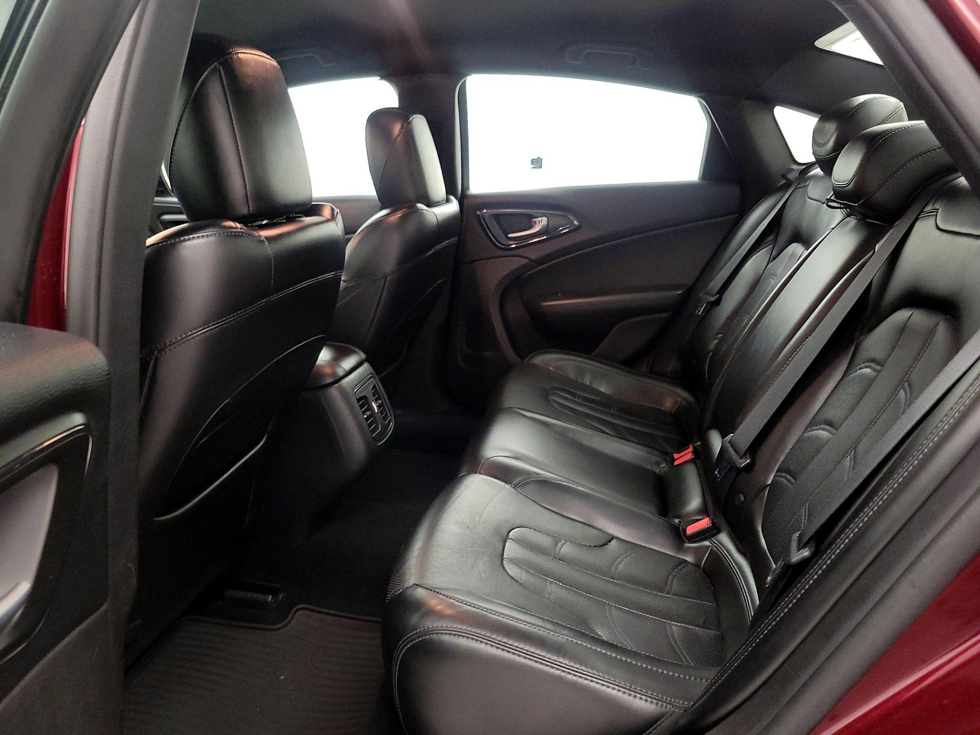 Thumbnail: 2016 Chrysler 200 - 20