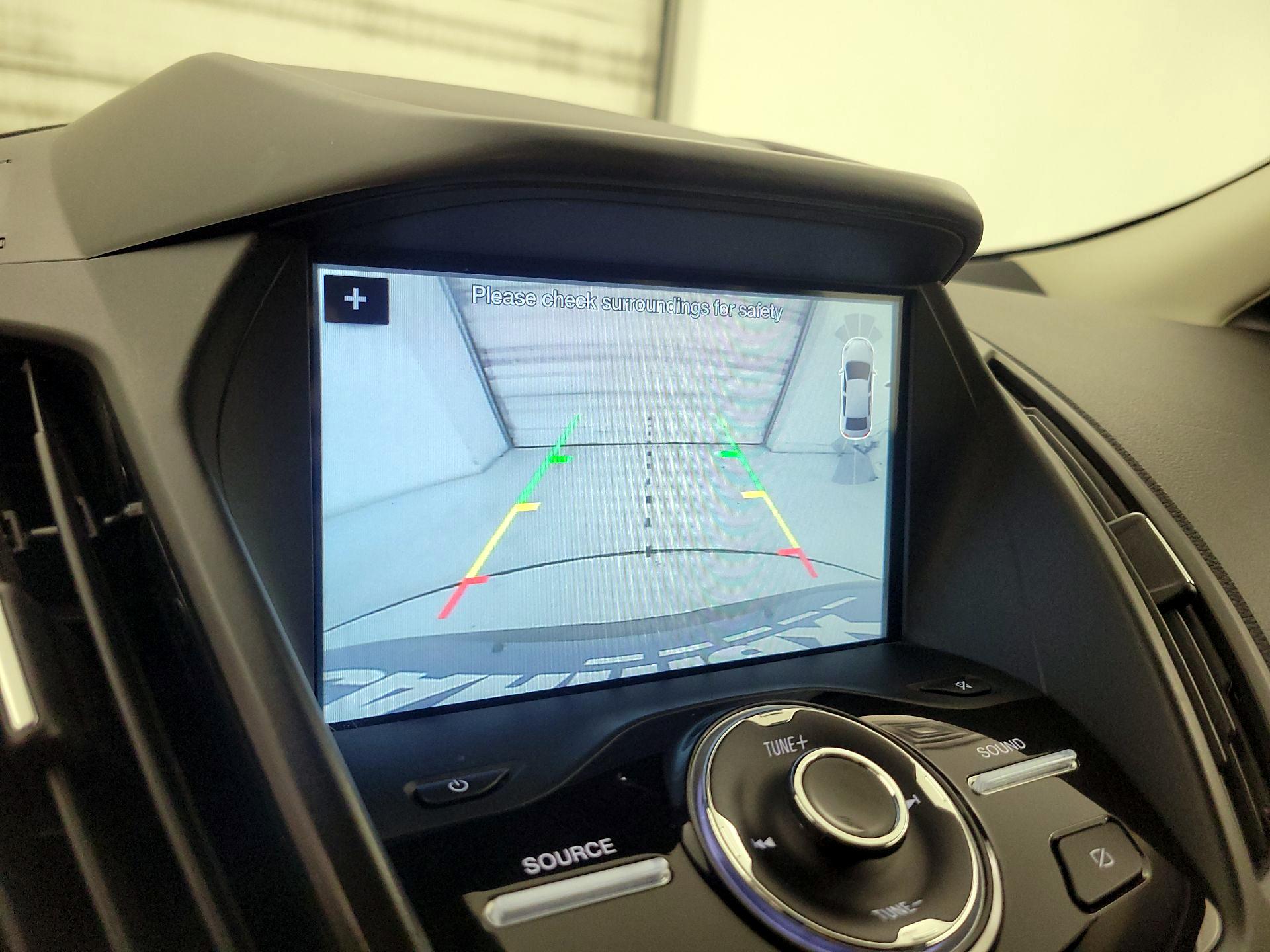 Thumbnail: 2019 Ford Escape - 15