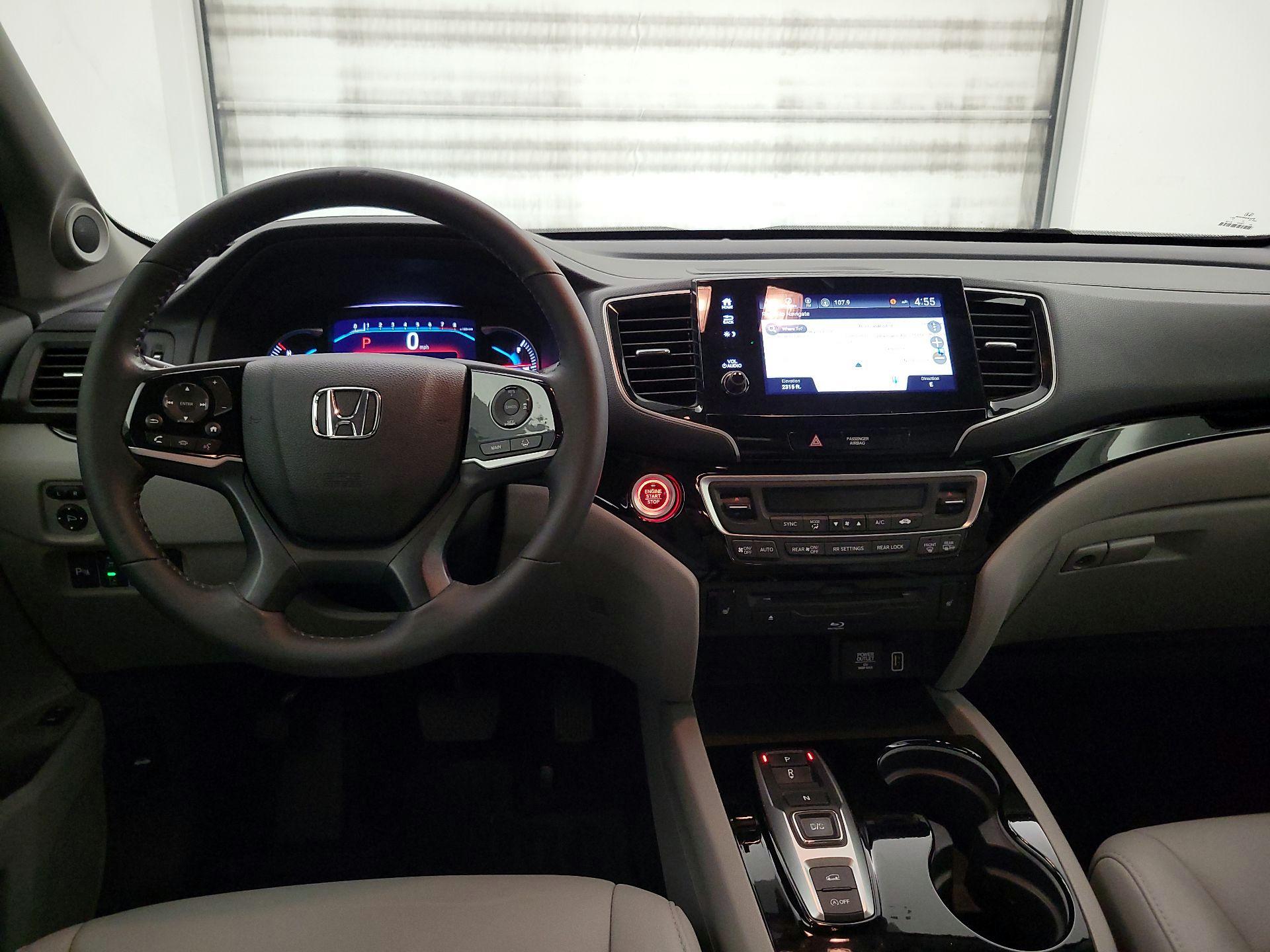 Thumbnail: 2019 Honda Pilot - 9