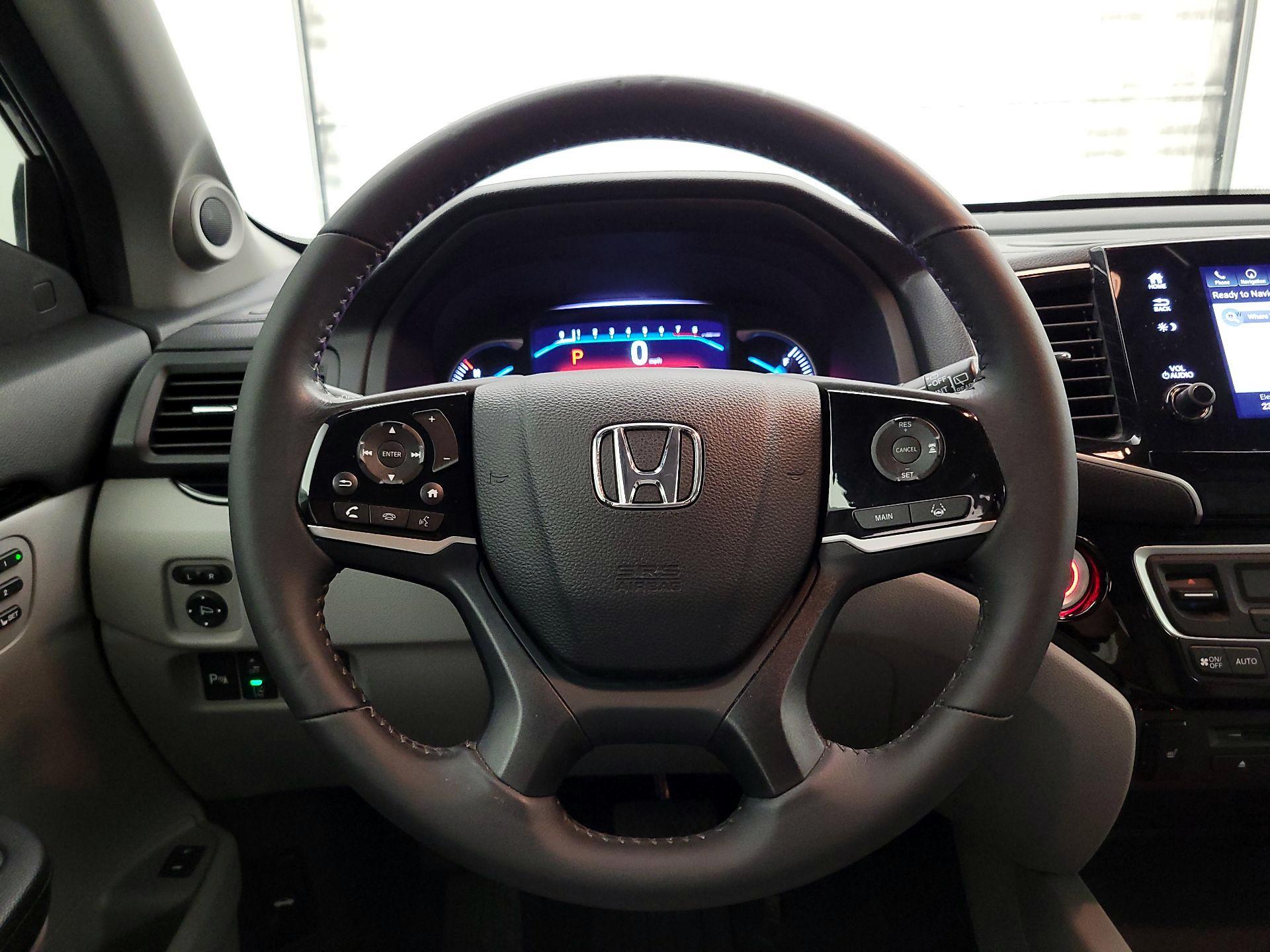 Thumbnail: 2019 Honda Pilot - 10