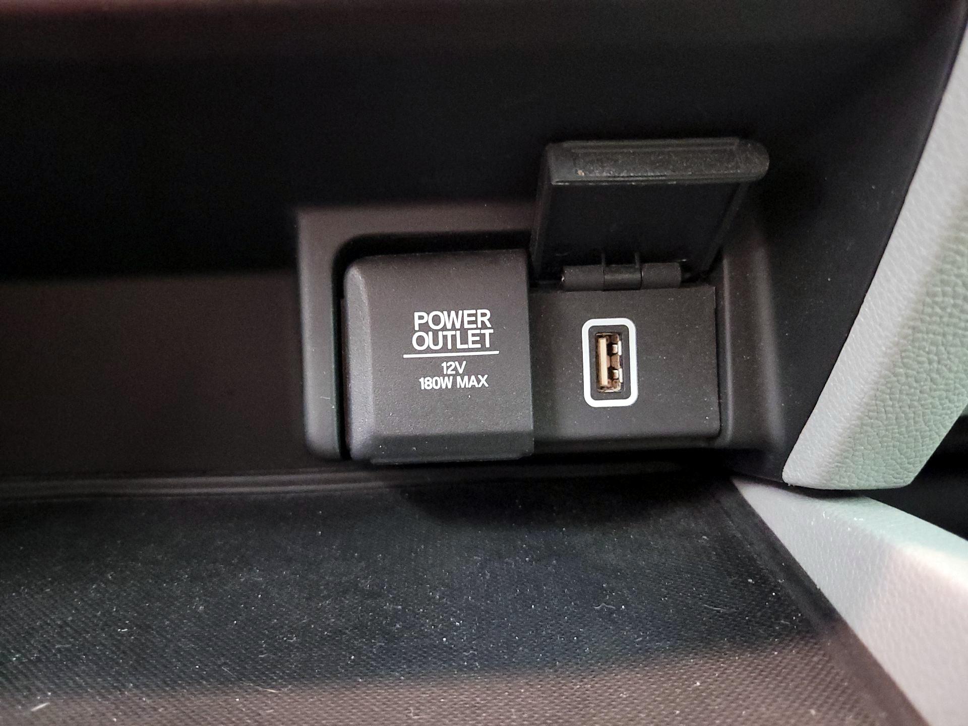 Thumbnail: 2019 Honda Pilot - 19