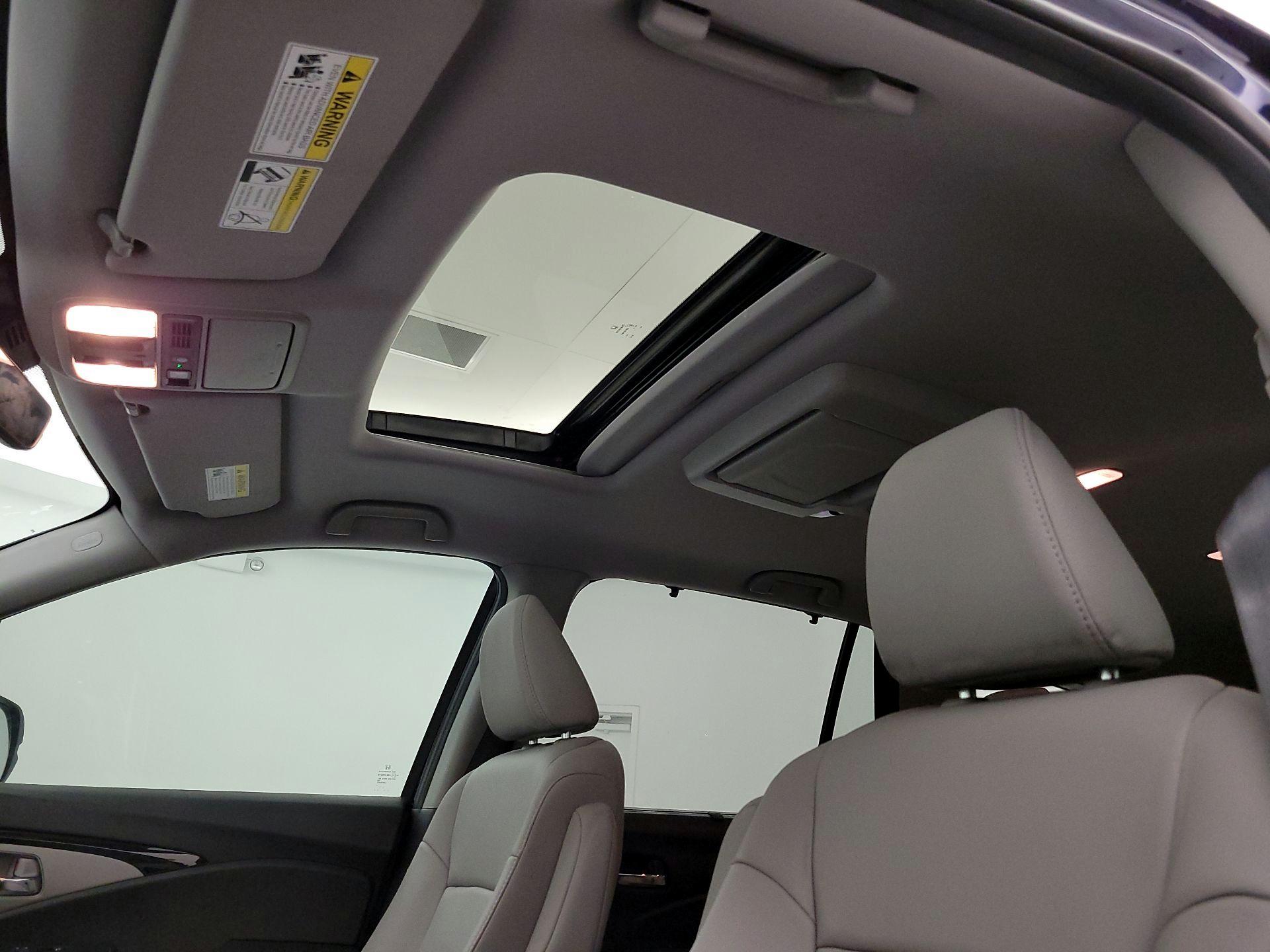 Thumbnail: 2019 Honda Pilot - 20