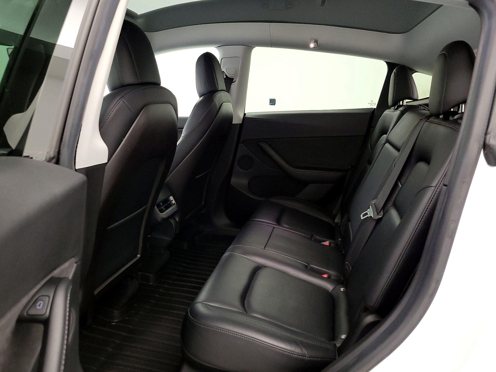 Thumbnail: 2021 Tesla Model Y - 19