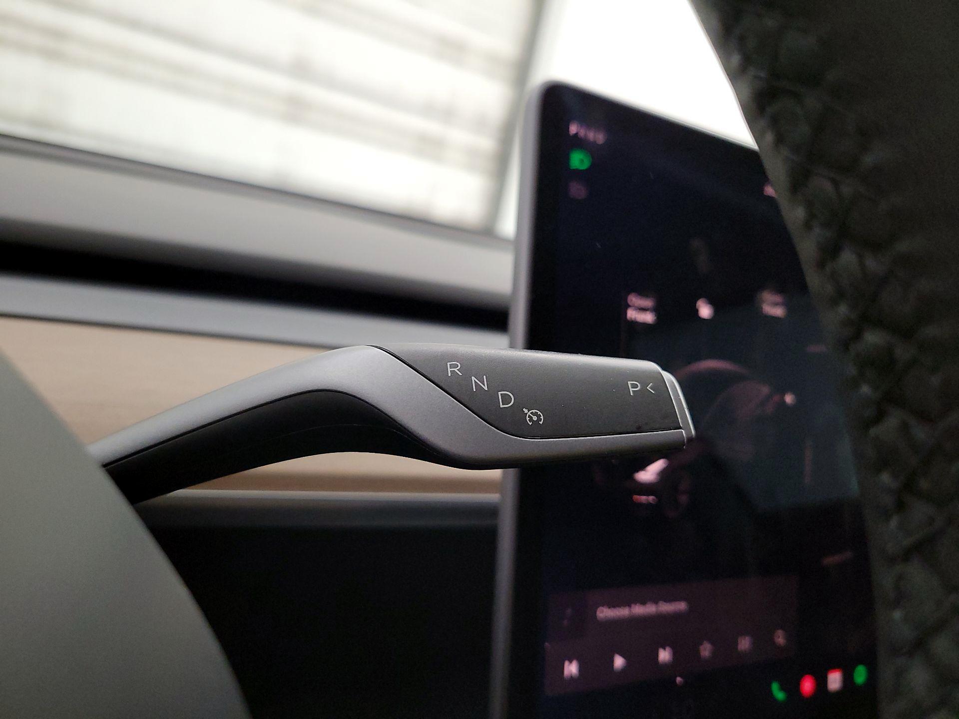 Thumbnail: 2022 Tesla Model 3 - 17