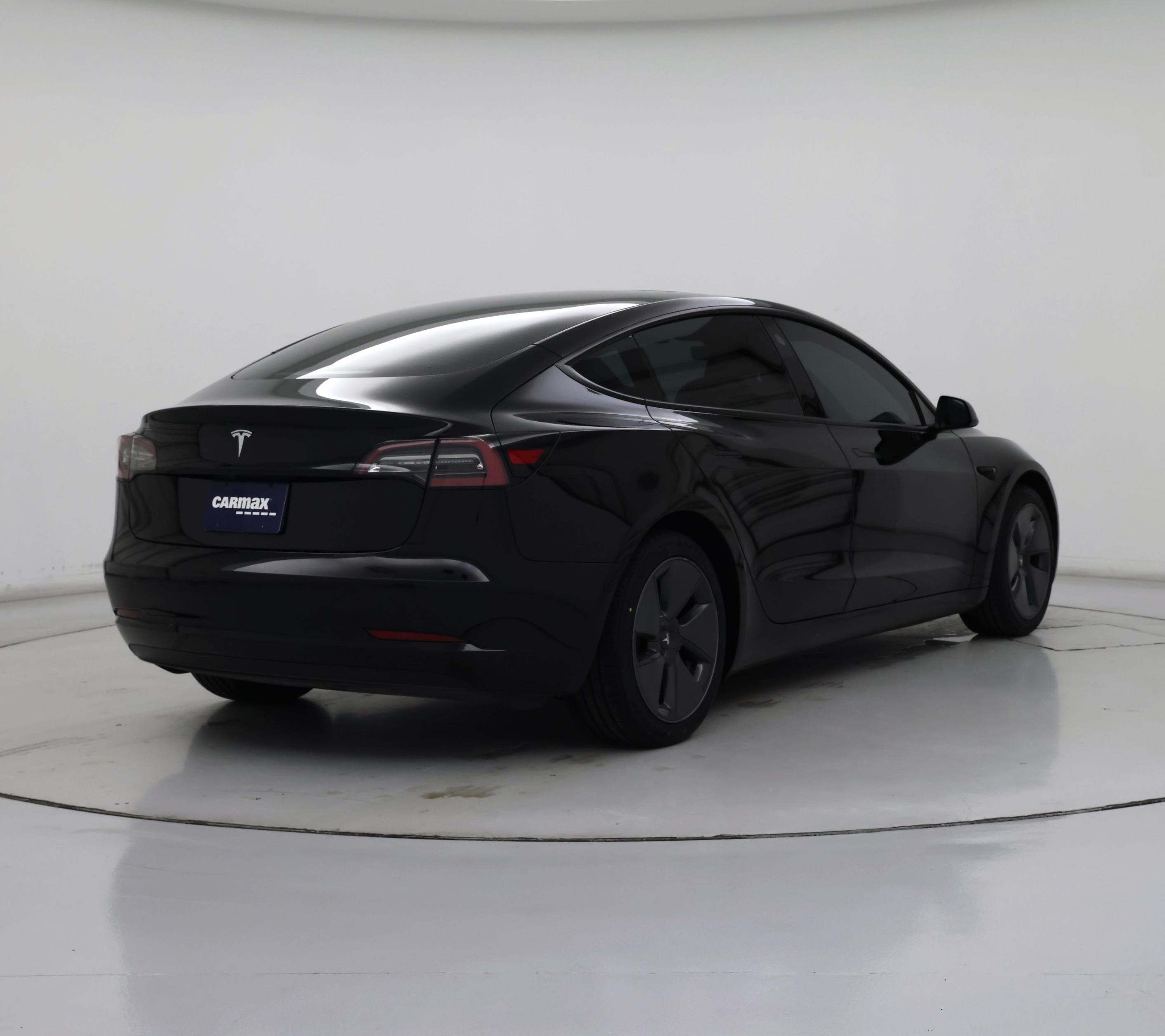 Thumbnail: 2022 Tesla Model 3 - 8