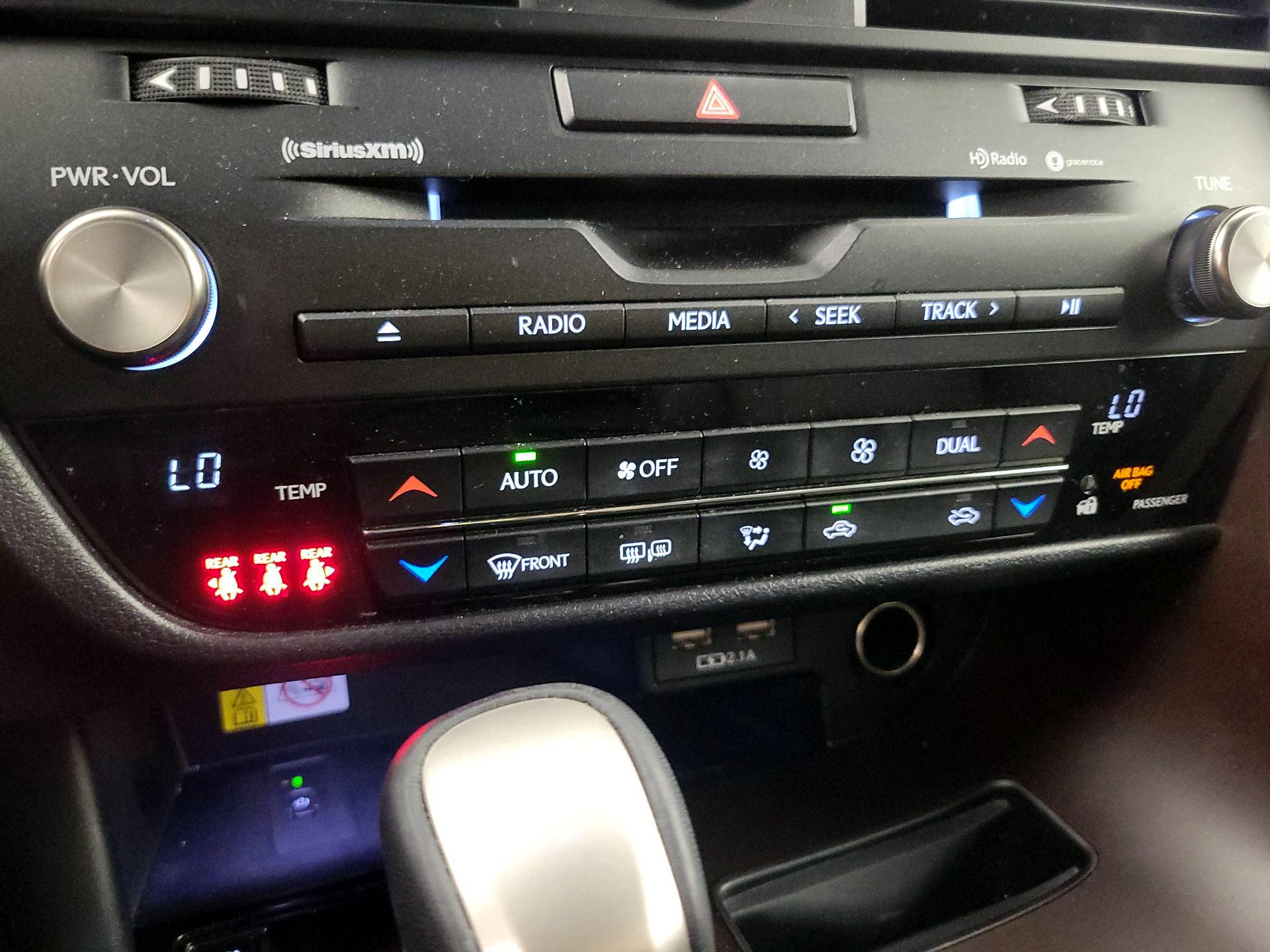 Thumbnail: 2021 Lexus RX - 16