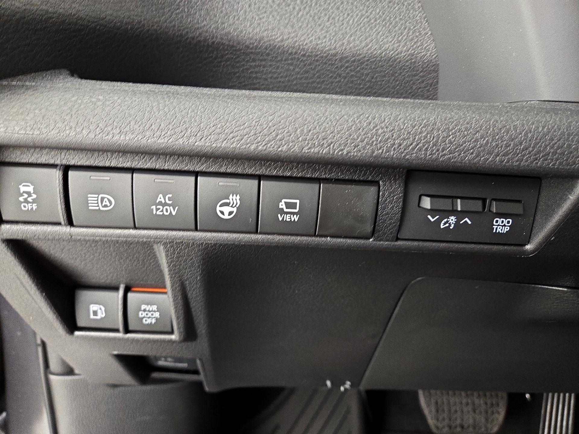 Thumbnail: 2025 Toyota Sienna - 13