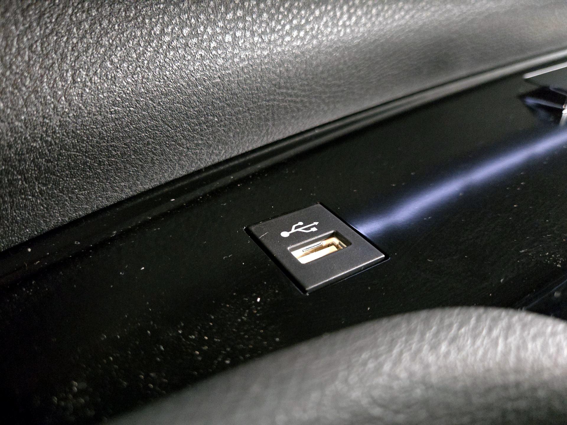 Thumbnail: 2025 Toyota Sienna - 19