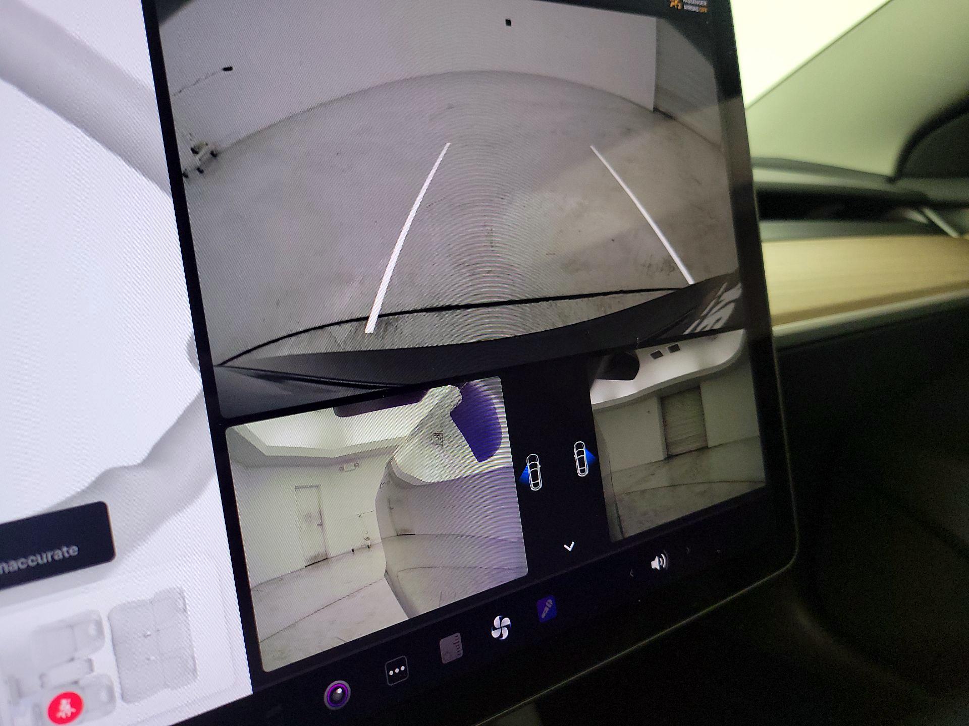 Thumbnail: 2023 Tesla Model 3 - 14