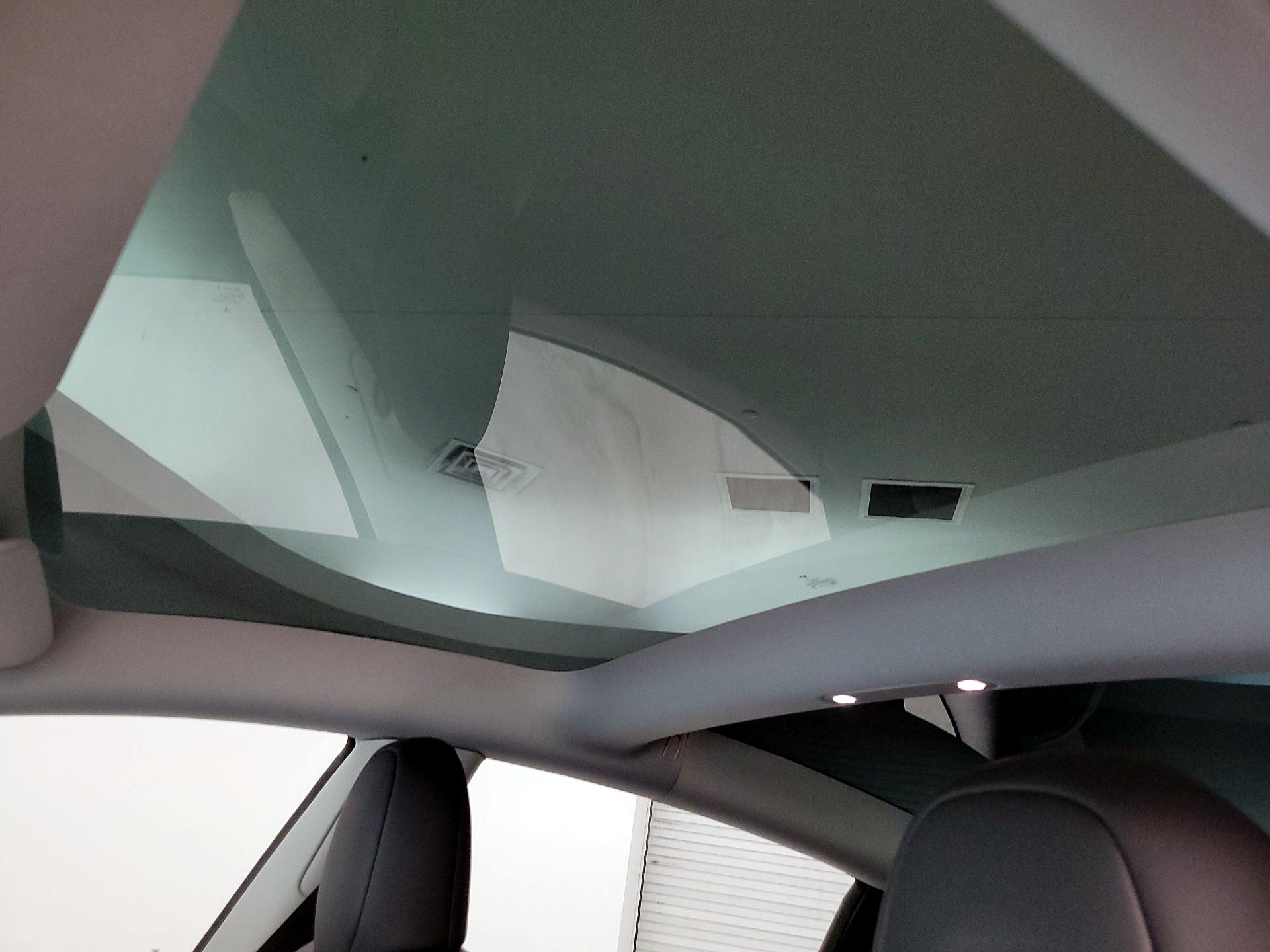 Thumbnail: 2023 Tesla Model 3 - 18