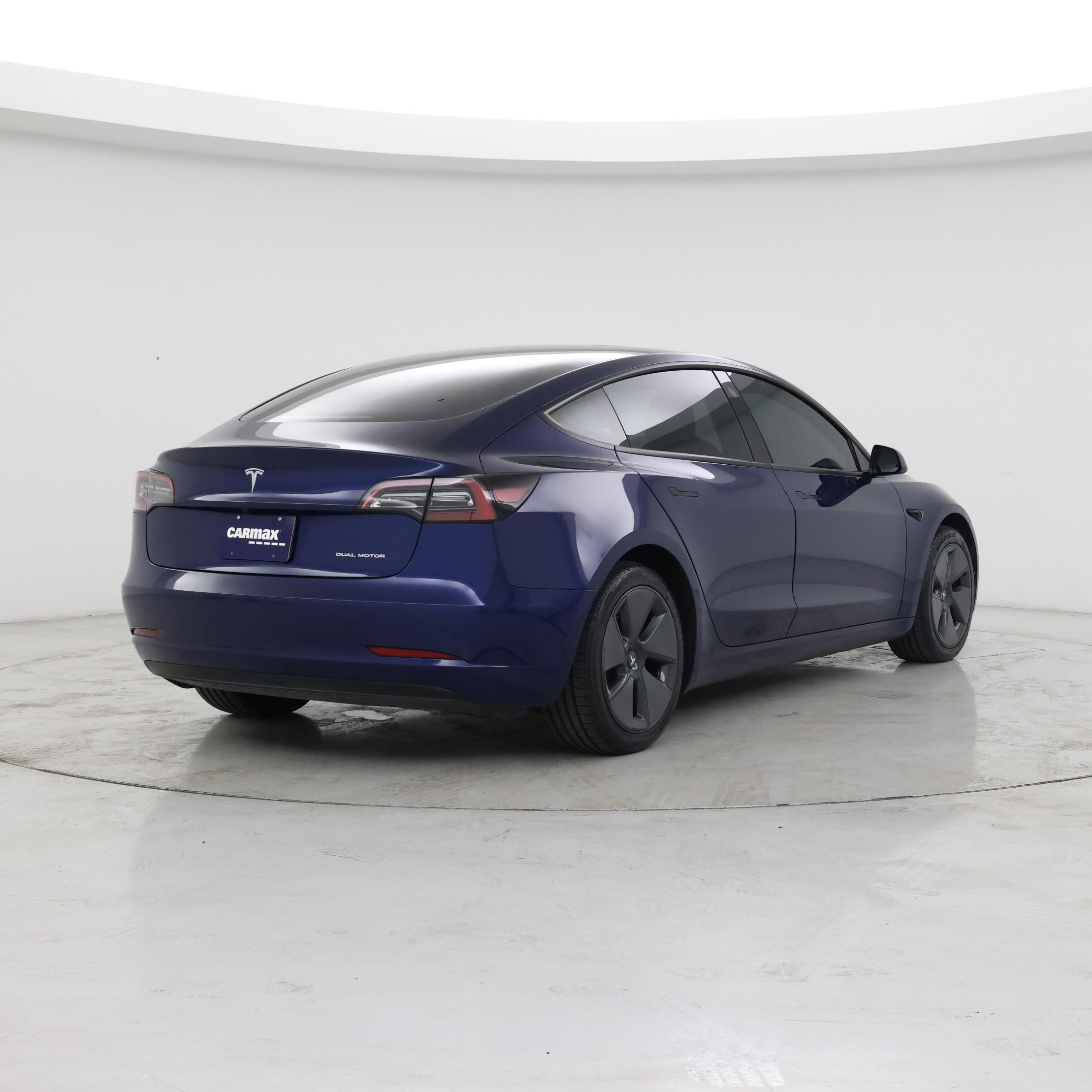 Thumbnail: 2023 Tesla Model 3 - 8