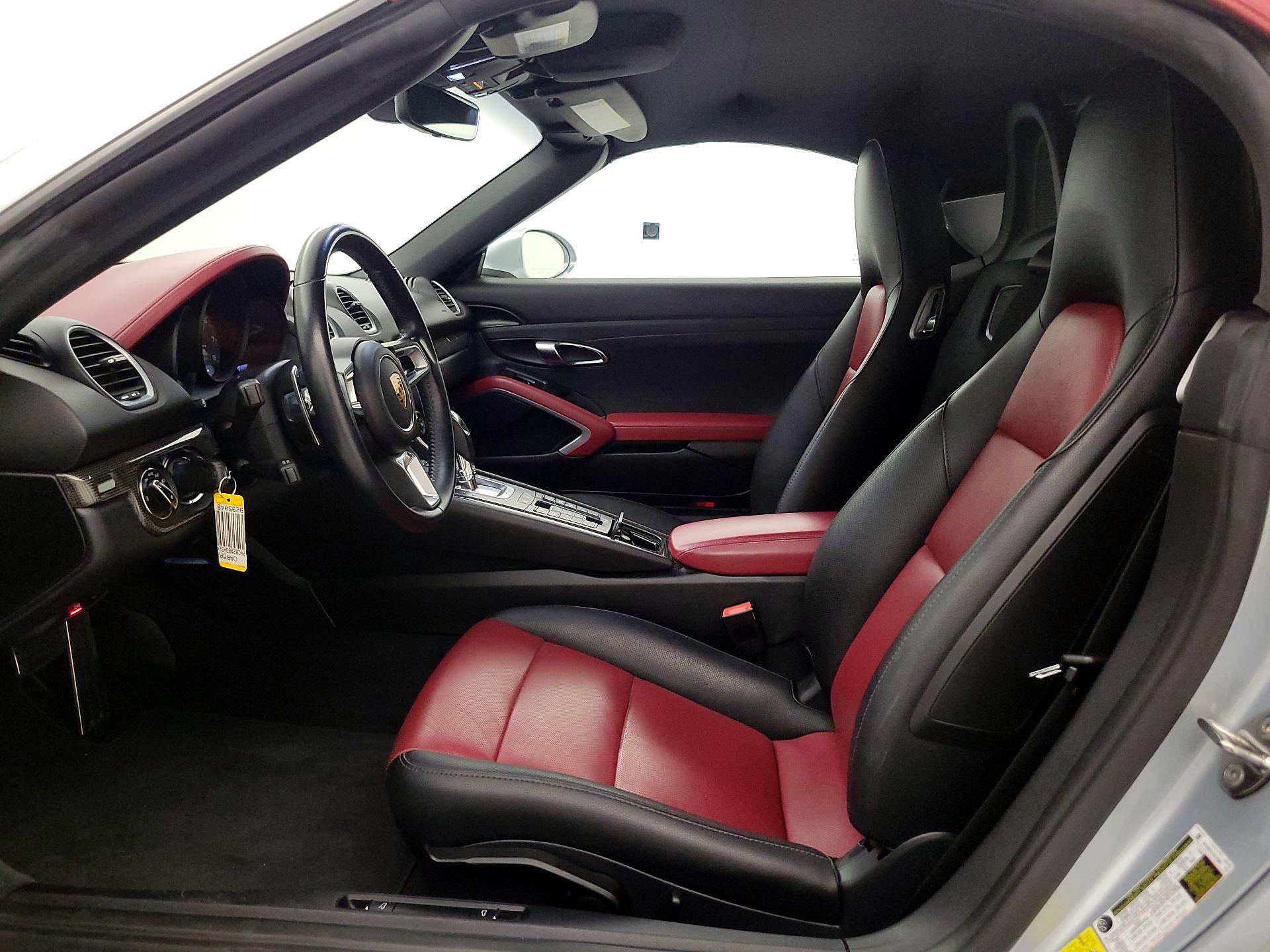 Thumbnail: 2017 Porsche 718 Boxster - 11