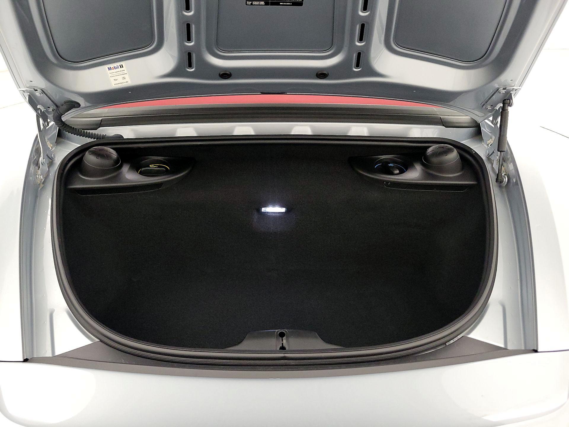 Thumbnail: 2017 Porsche 718 Boxster - 20