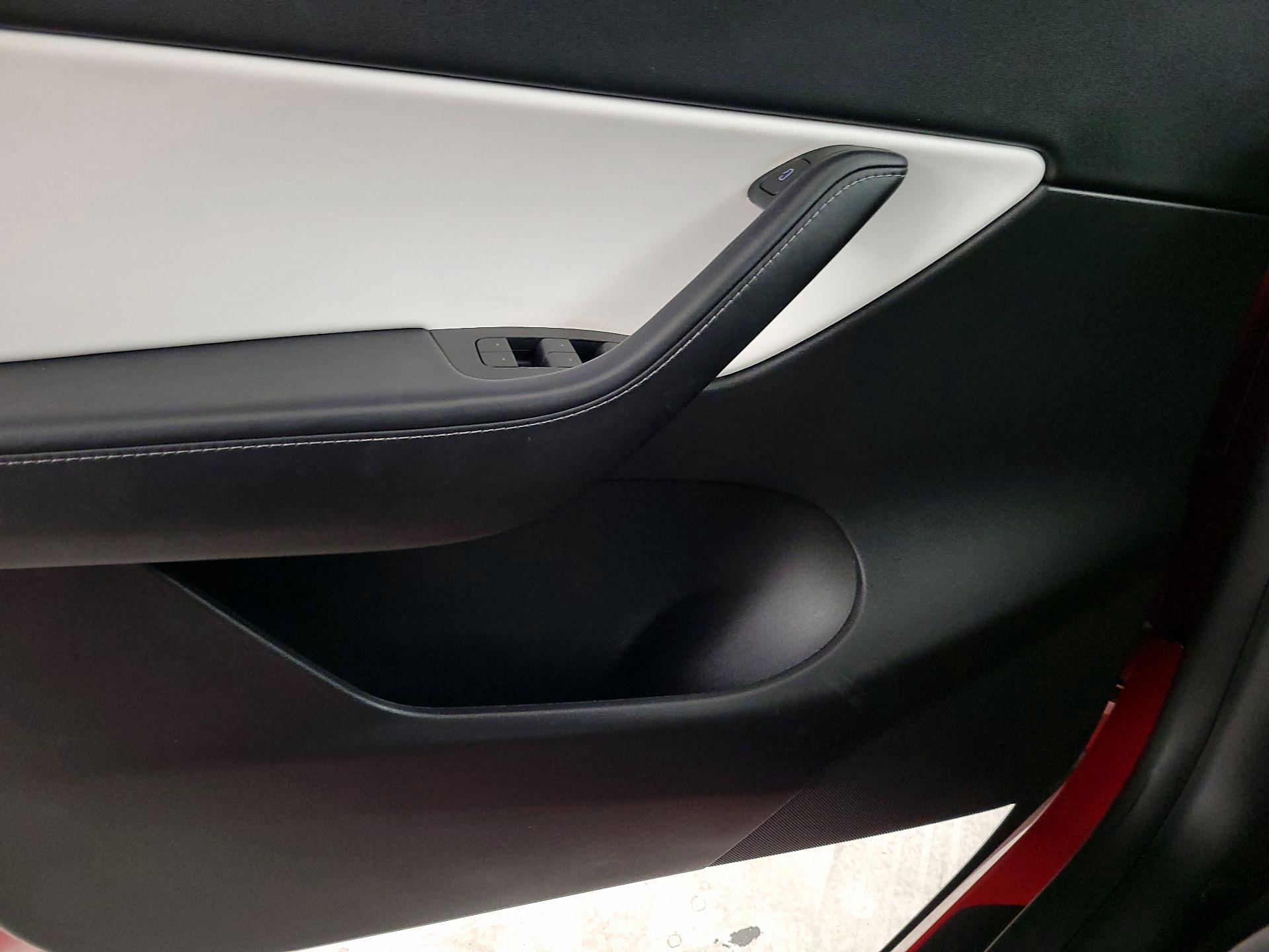 Thumbnail: 2021 Tesla Model Y - 12