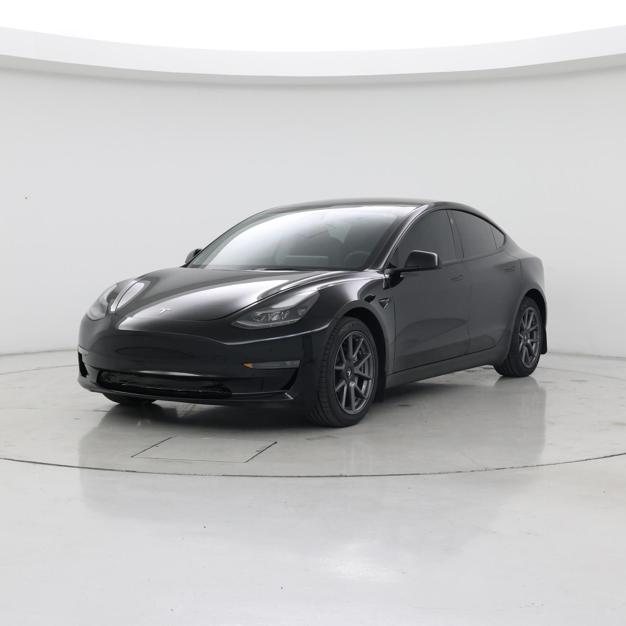 Thumbnail: 2023 Tesla Model 3 - 4