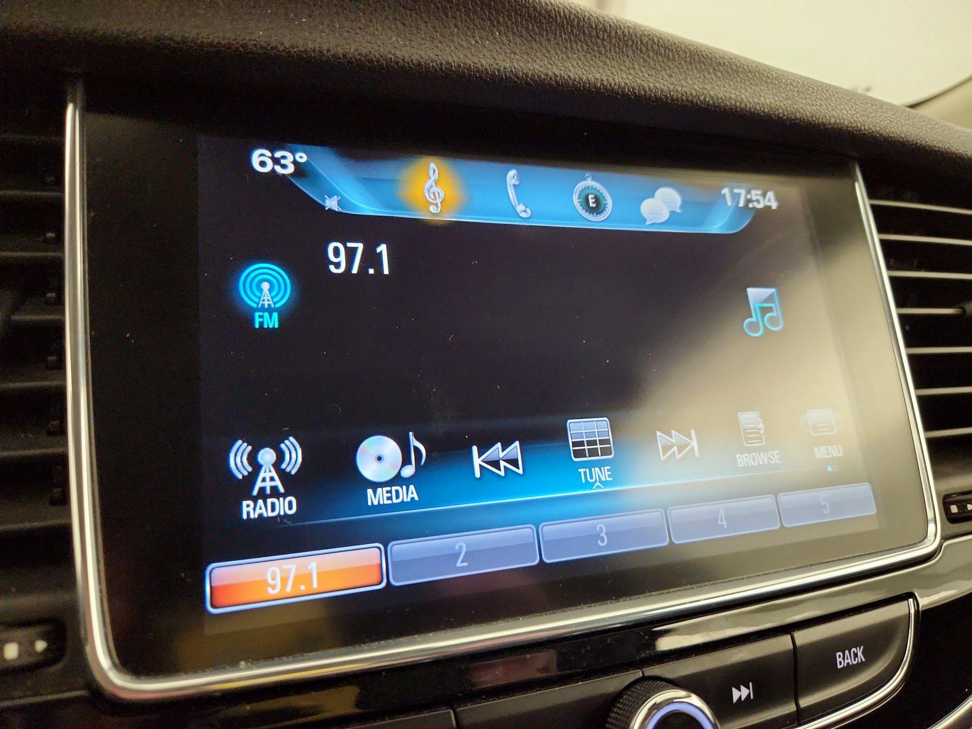 Thumbnail: 2019 Buick Encore - 15