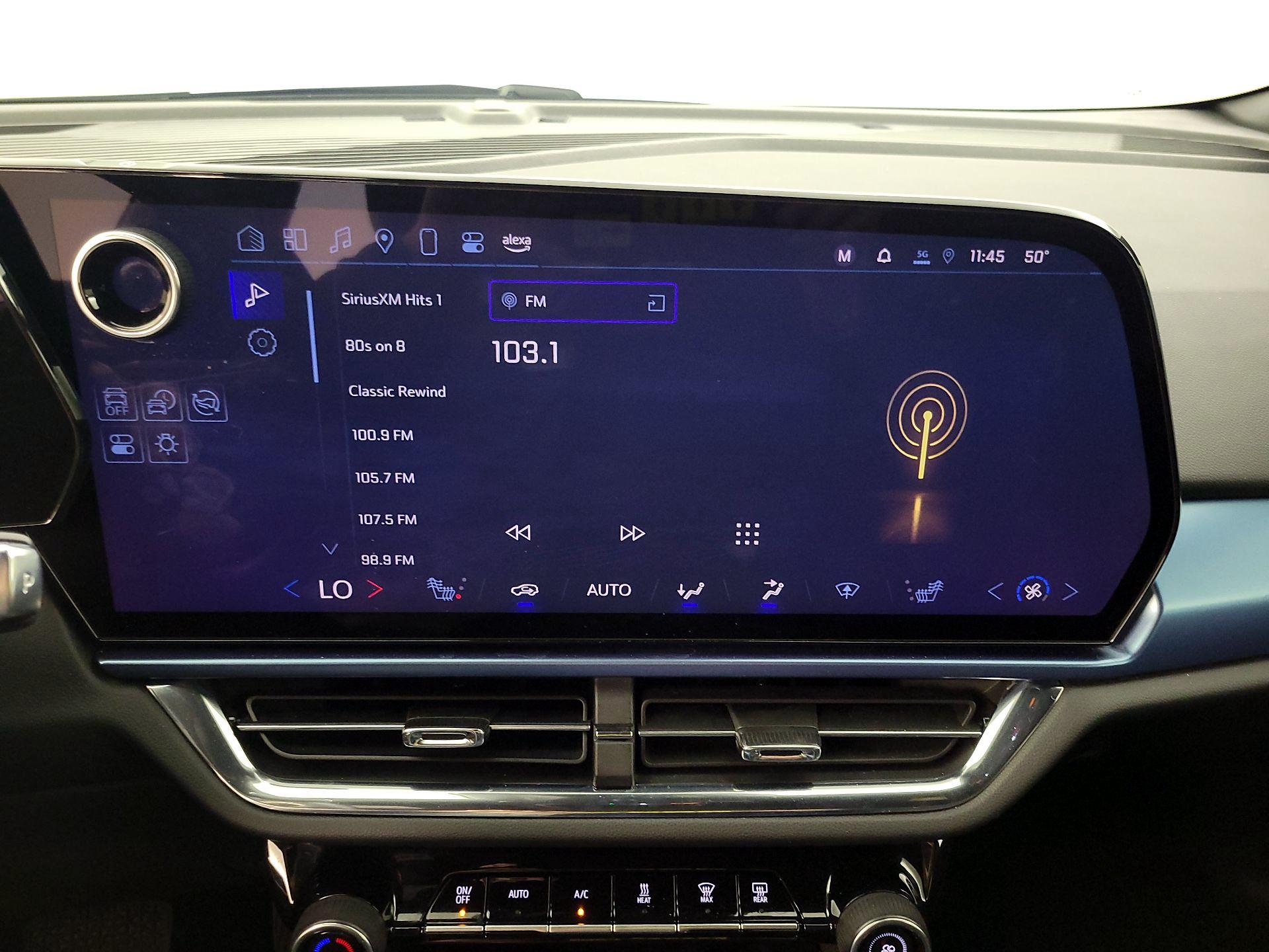 Thumbnail: 2025 Chevrolet Equinox - 16