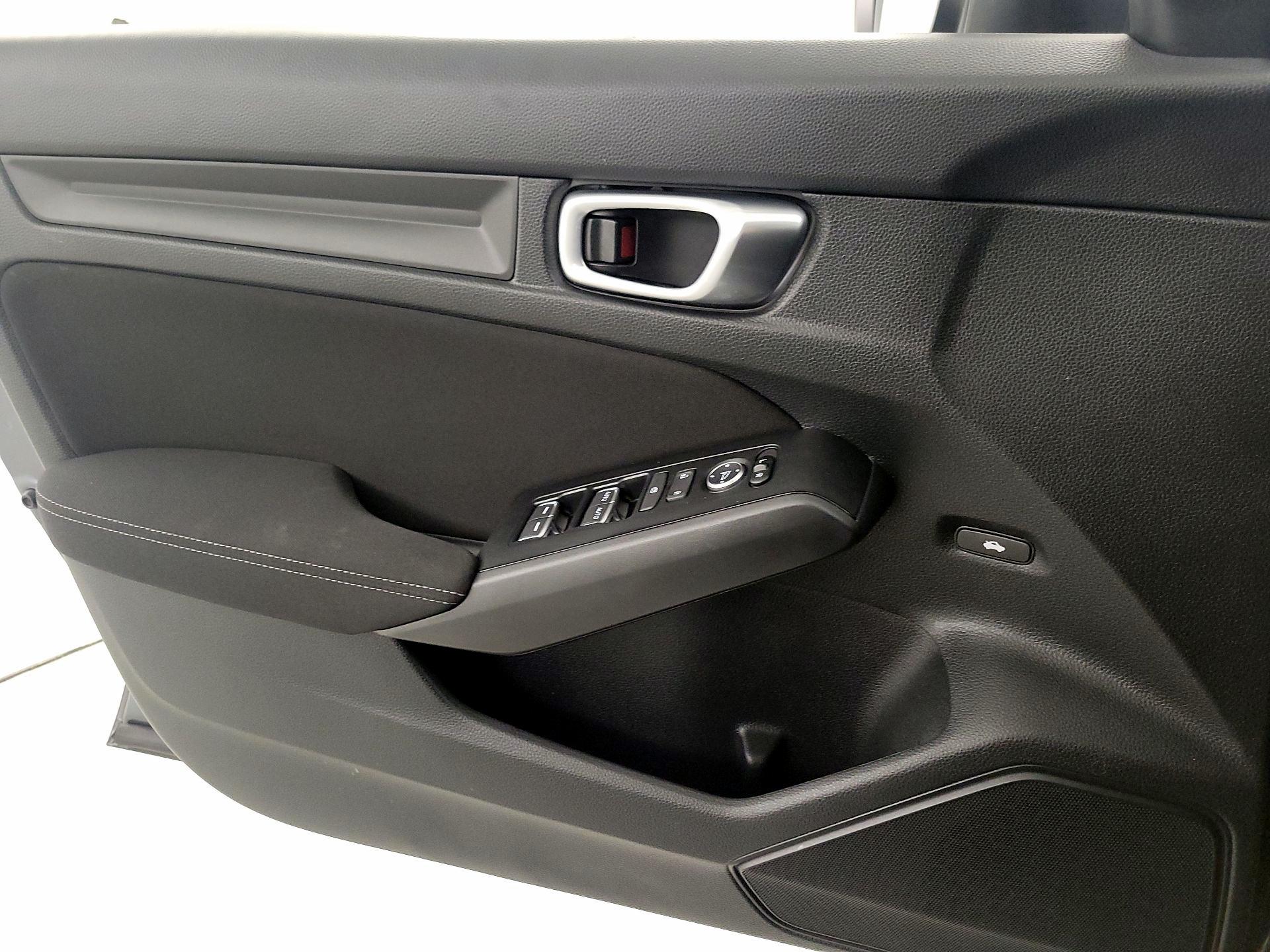 Thumbnail: 2023 Honda Civic - 12