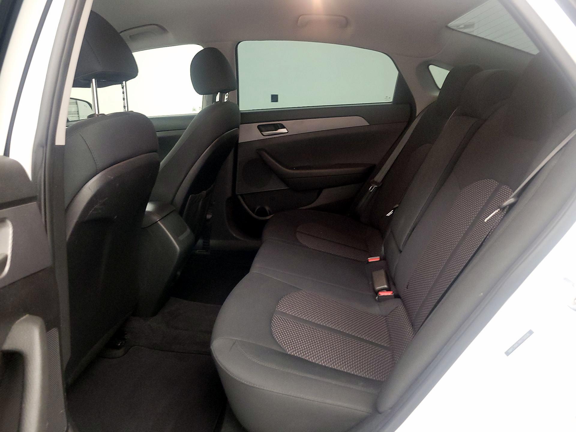 Thumbnail: 2019 Hyundai Sonata - 19