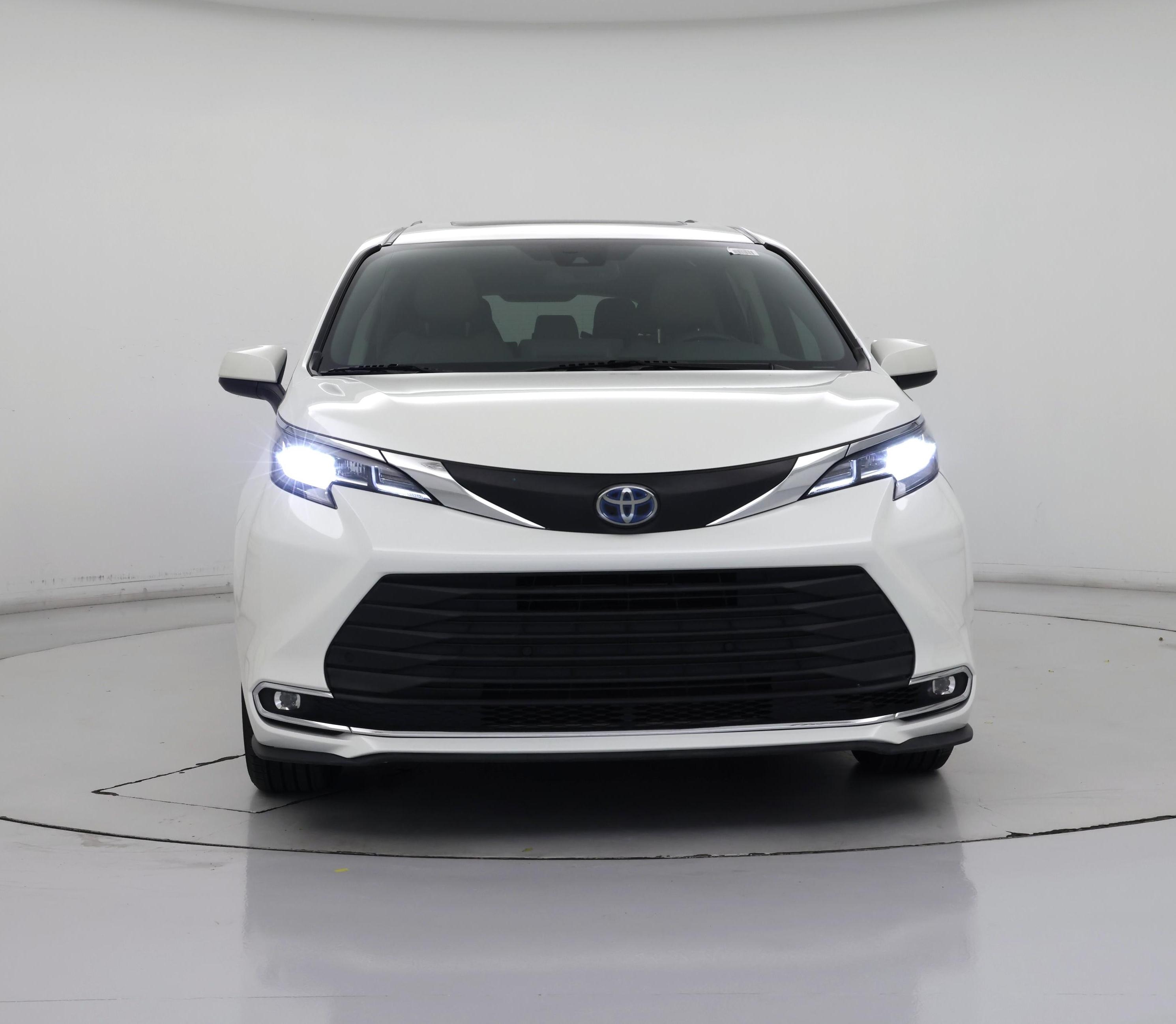 Thumbnail: 2021 Toyota Sienna - 5