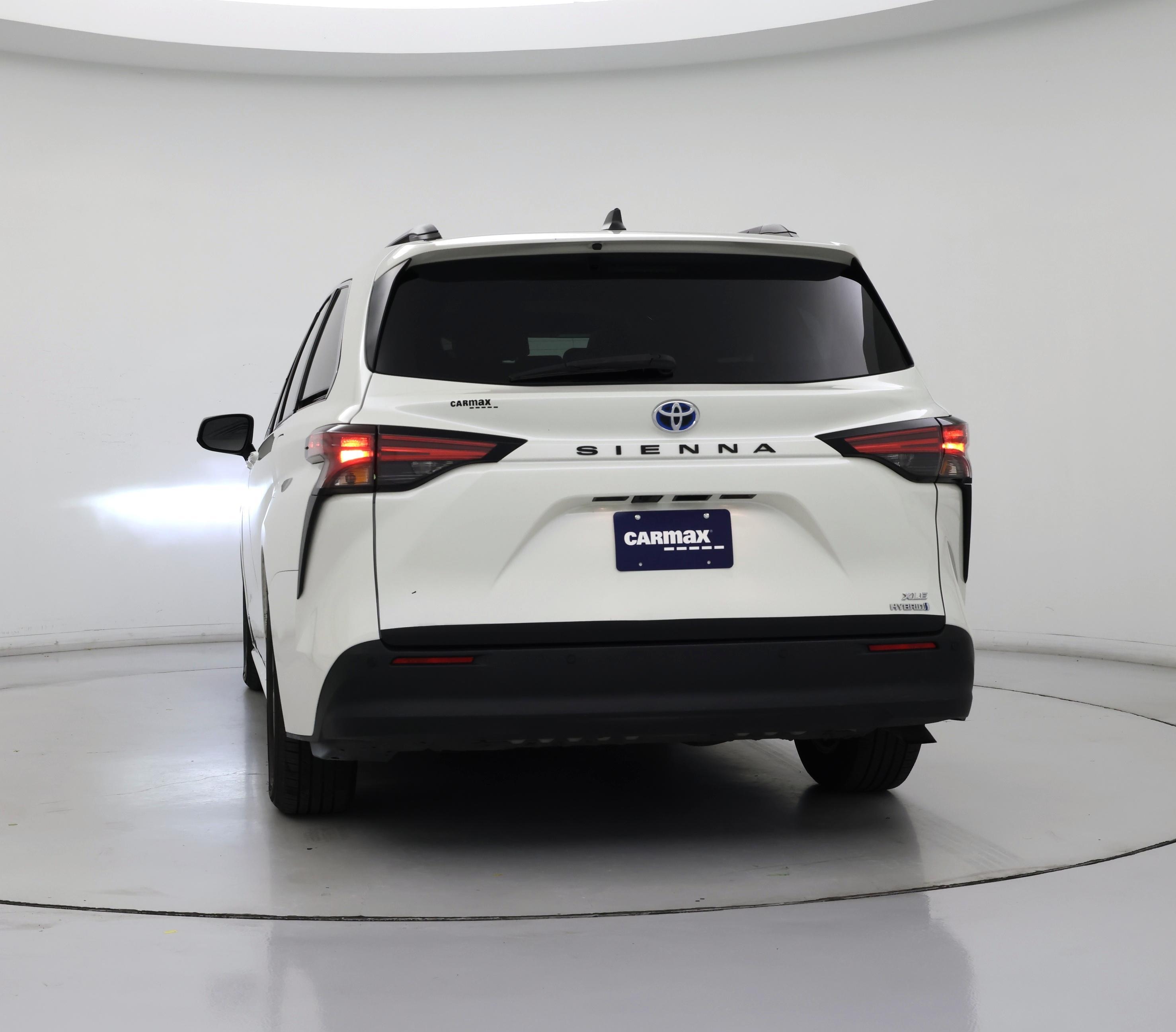 Thumbnail: 2021 Toyota Sienna - 6