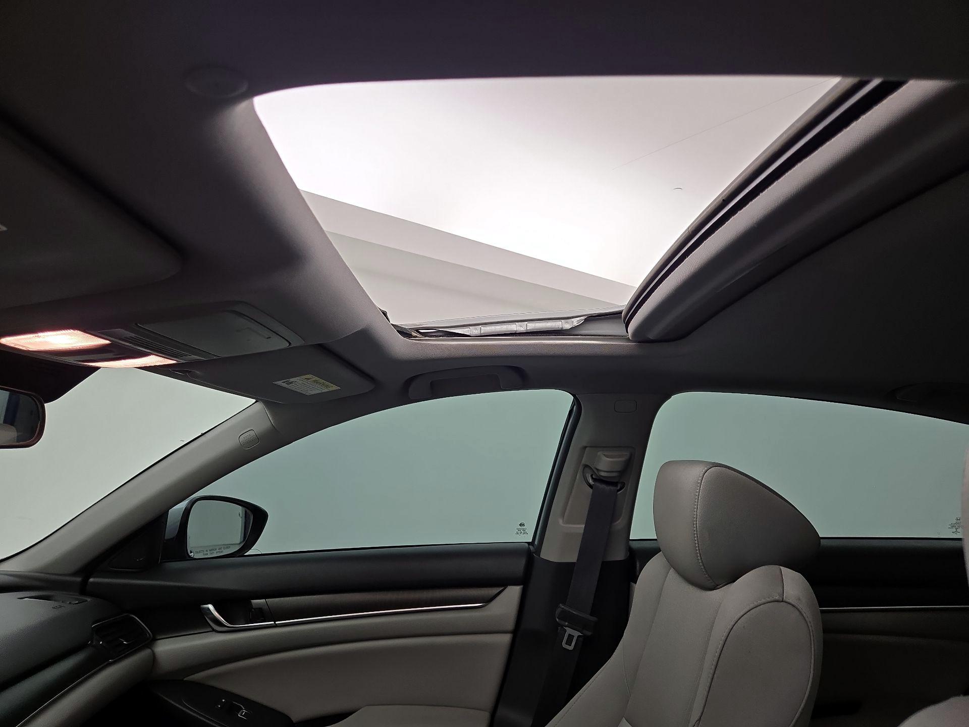 Thumbnail: 2020 Honda Accord - 19