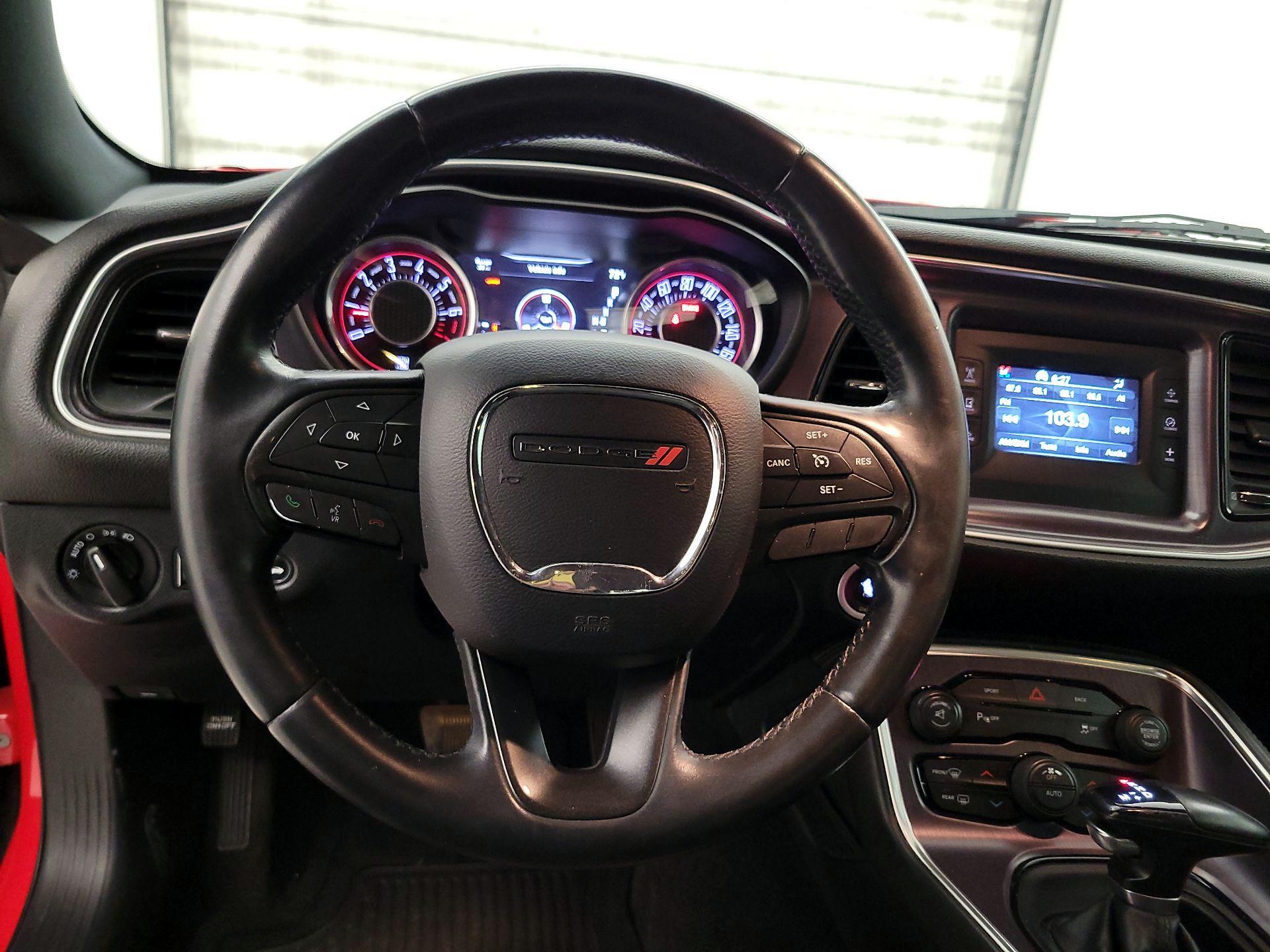 Thumbnail: 2015 Dodge Challenger - 10