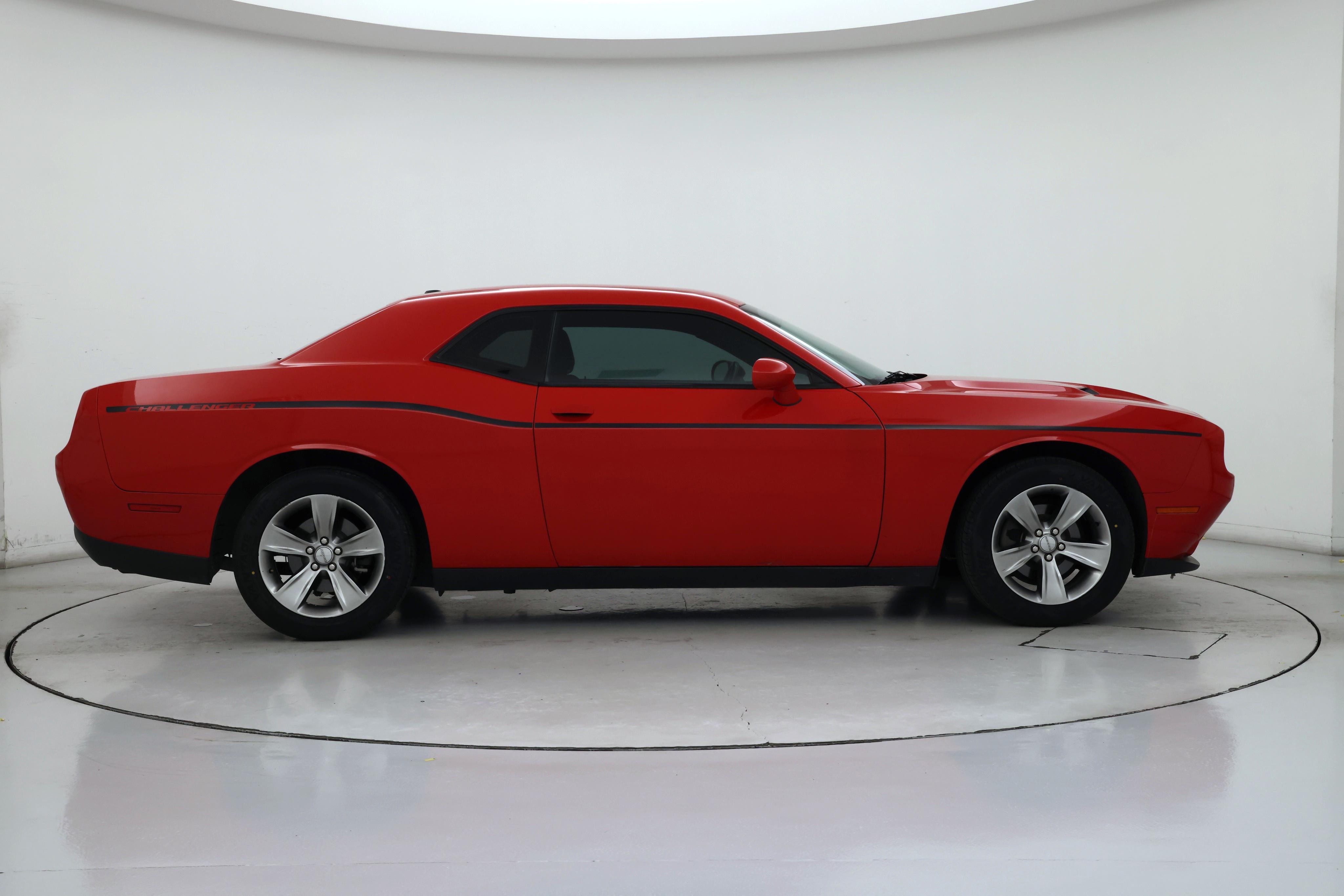 Thumbnail: 2015 Dodge Challenger - 7
