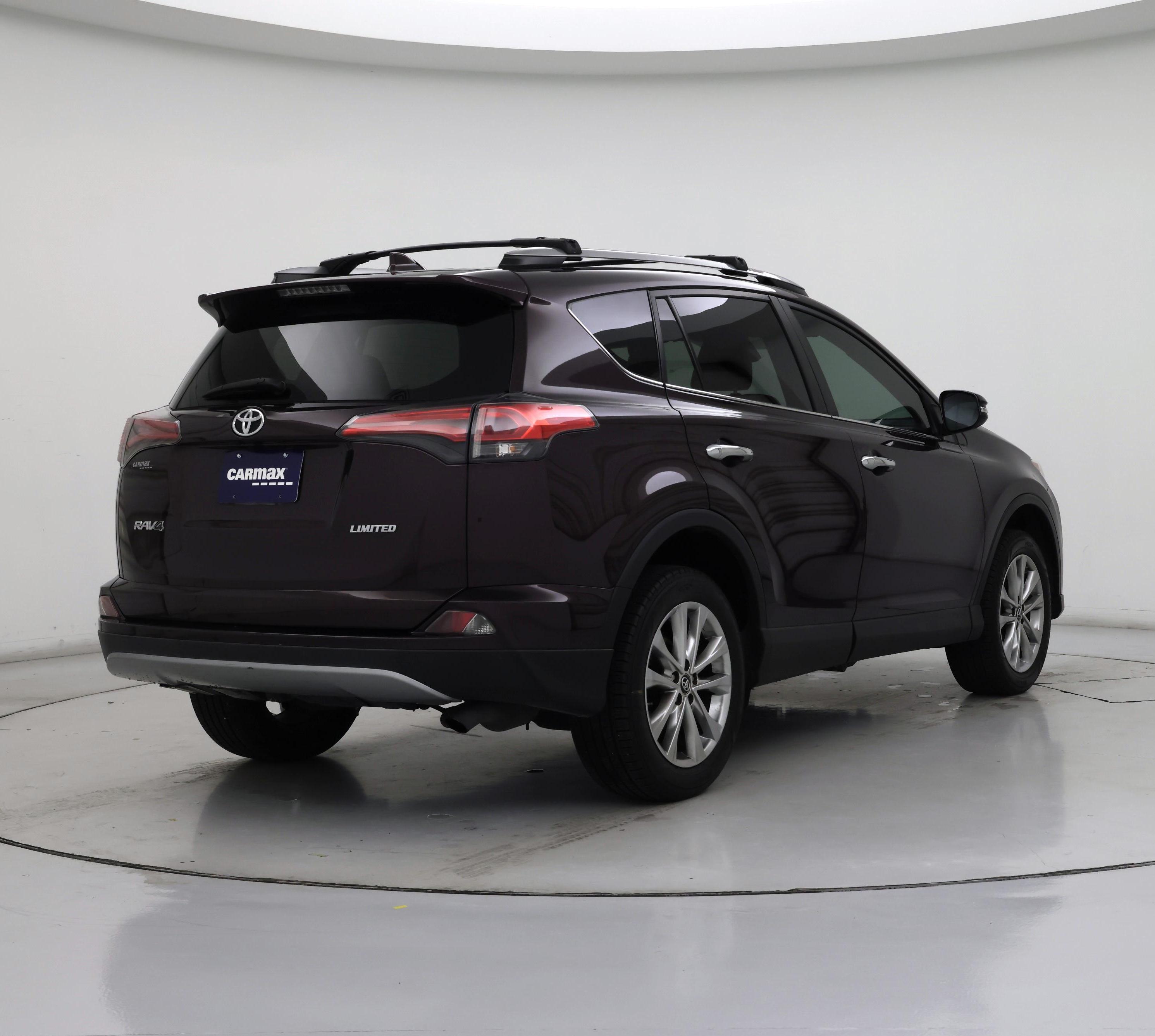 Thumbnail: 2018 Toyota RAV4 - 8