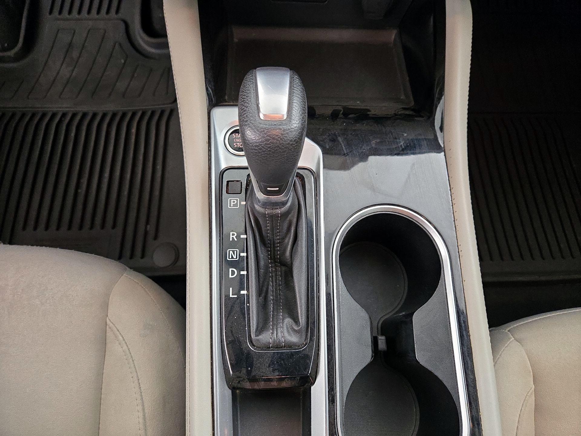 Thumbnail: 2023 Nissan Altima - 17