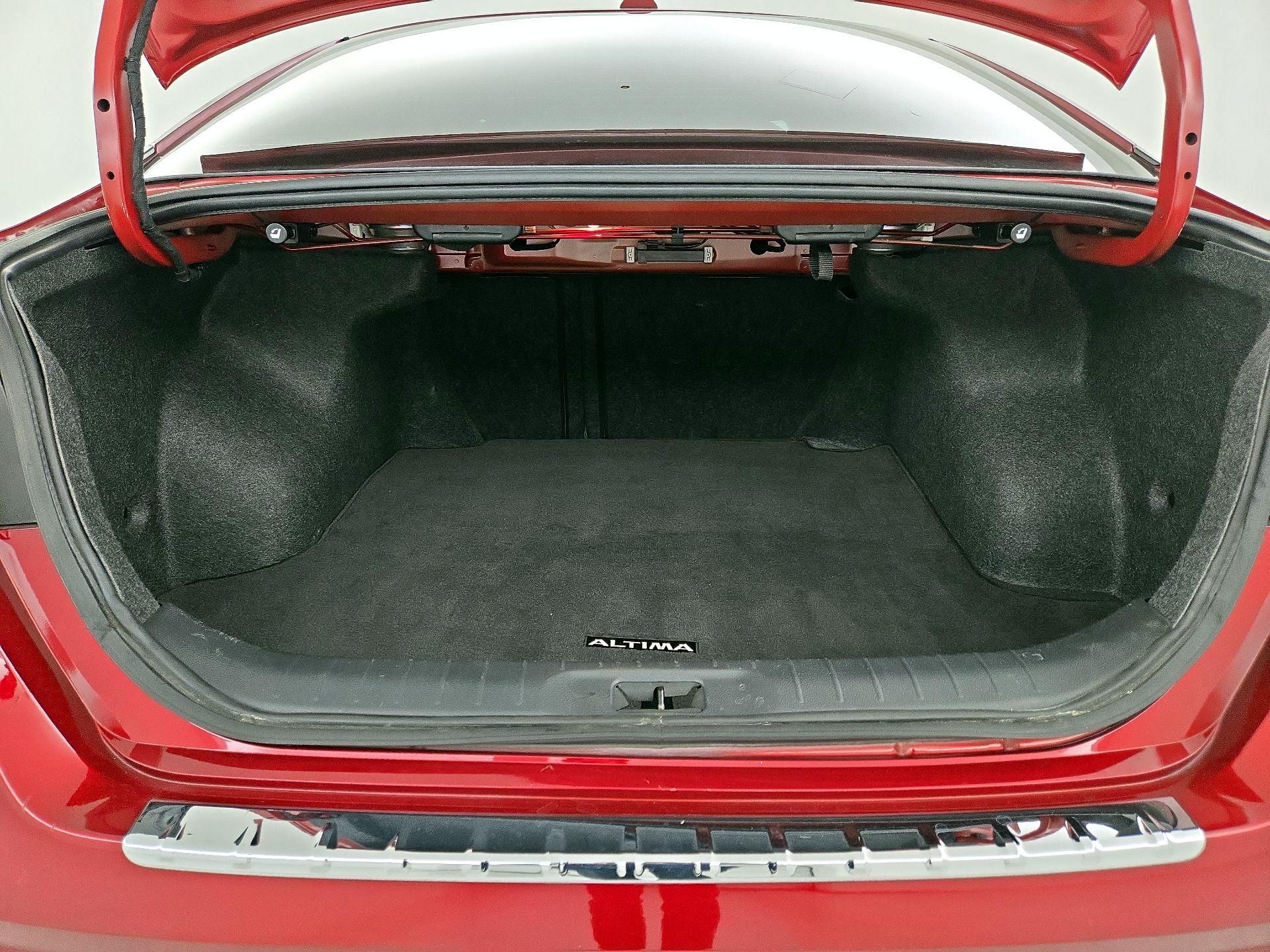 Thumbnail: 2023 Nissan Altima - 20