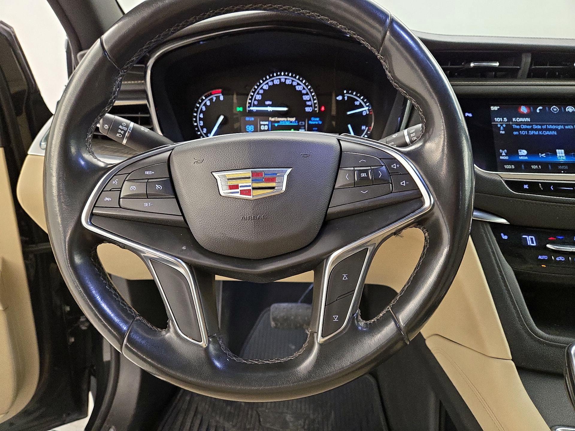 Thumbnail: 2018 Cadillac XT5 - 10